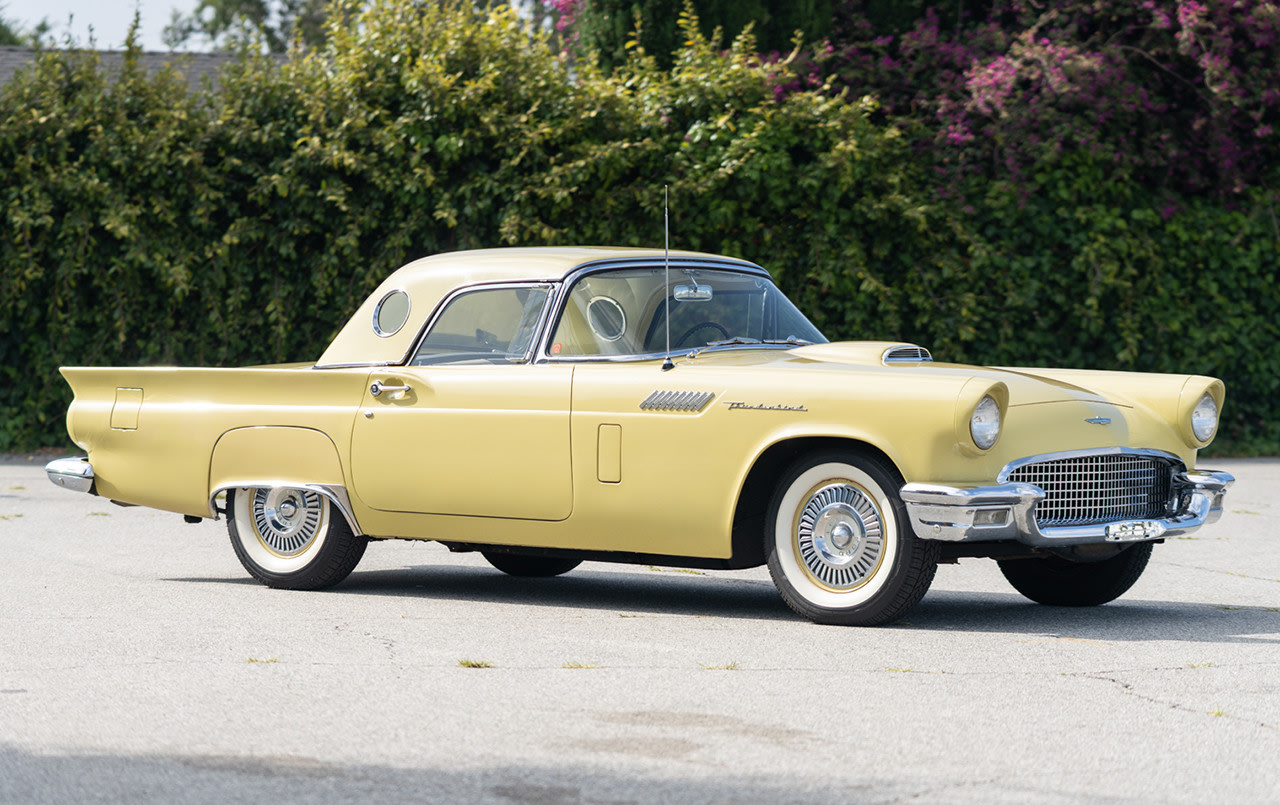 1957 Ford Thunderbird-2