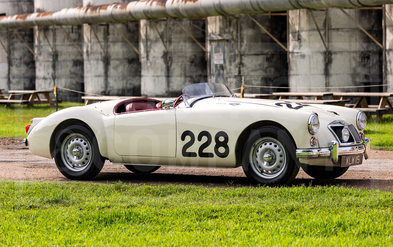 1959 MGA Twin-Cam Roadster-2