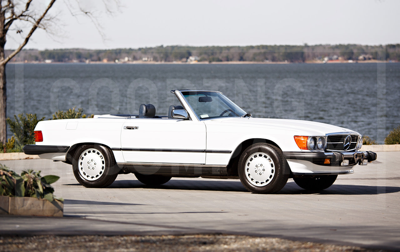 1987 Mercedes-Benz 560 SL