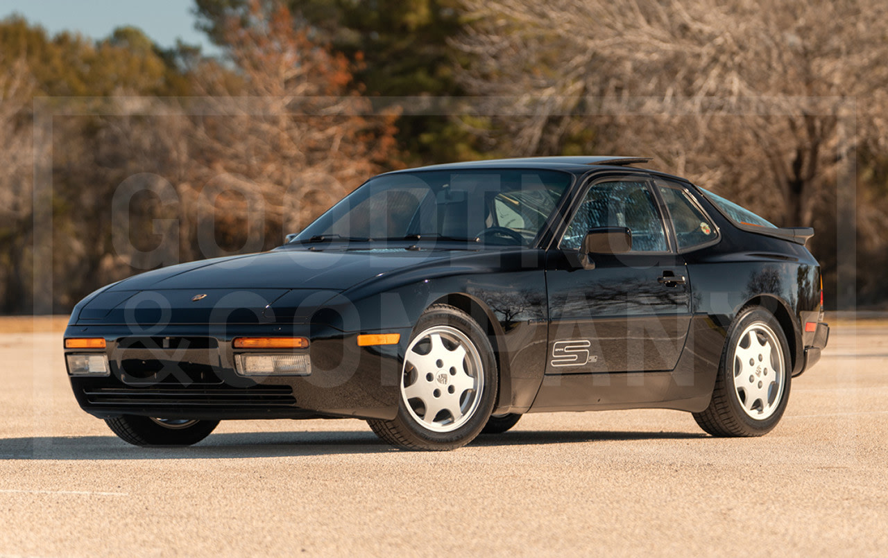 1989 Porsche 944 S2