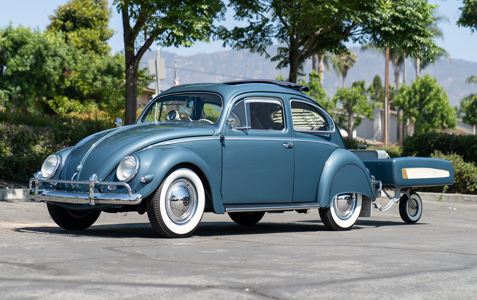 1957 Volkswagen Beetle (1)