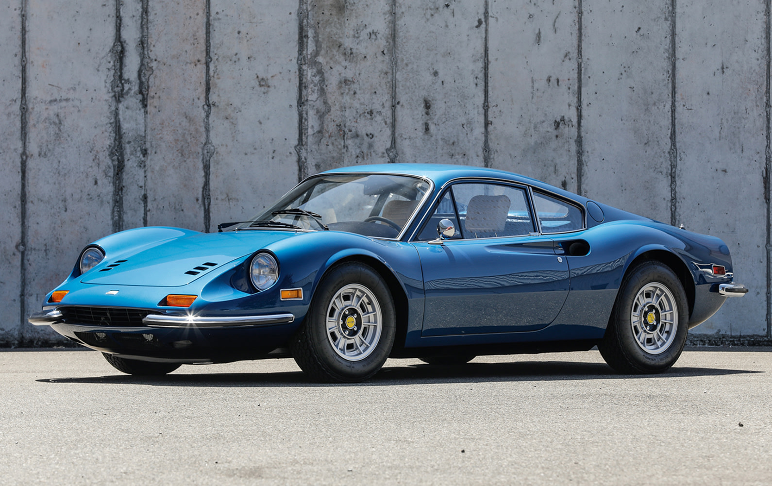 1972 Ferrari Dino 246 GT (1)