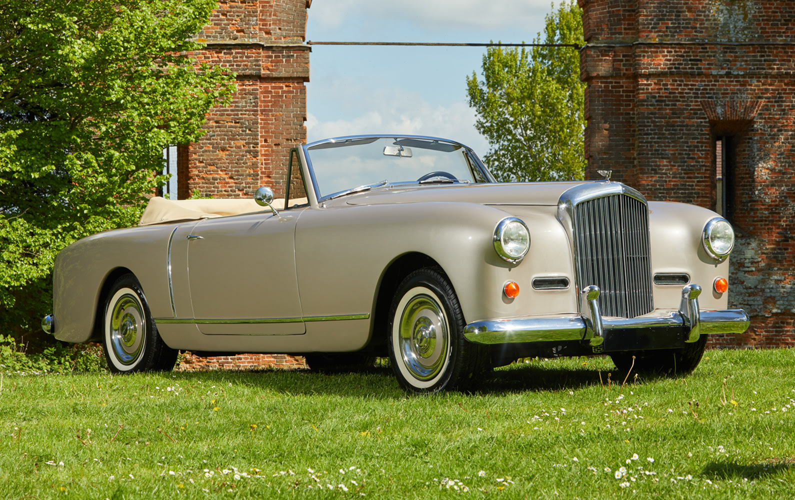 1955 Bentley S1 Drophead Coupe