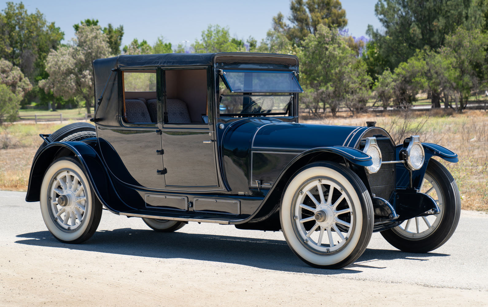 1917 Locomobile Model 48 Gunboat Cabriolet