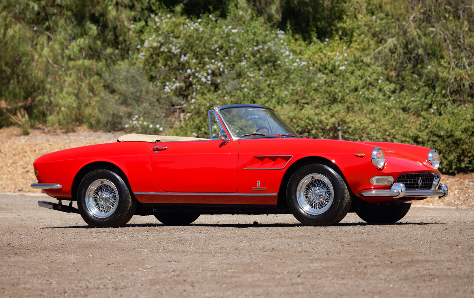 1965 Ferrari 275 GTS (1)