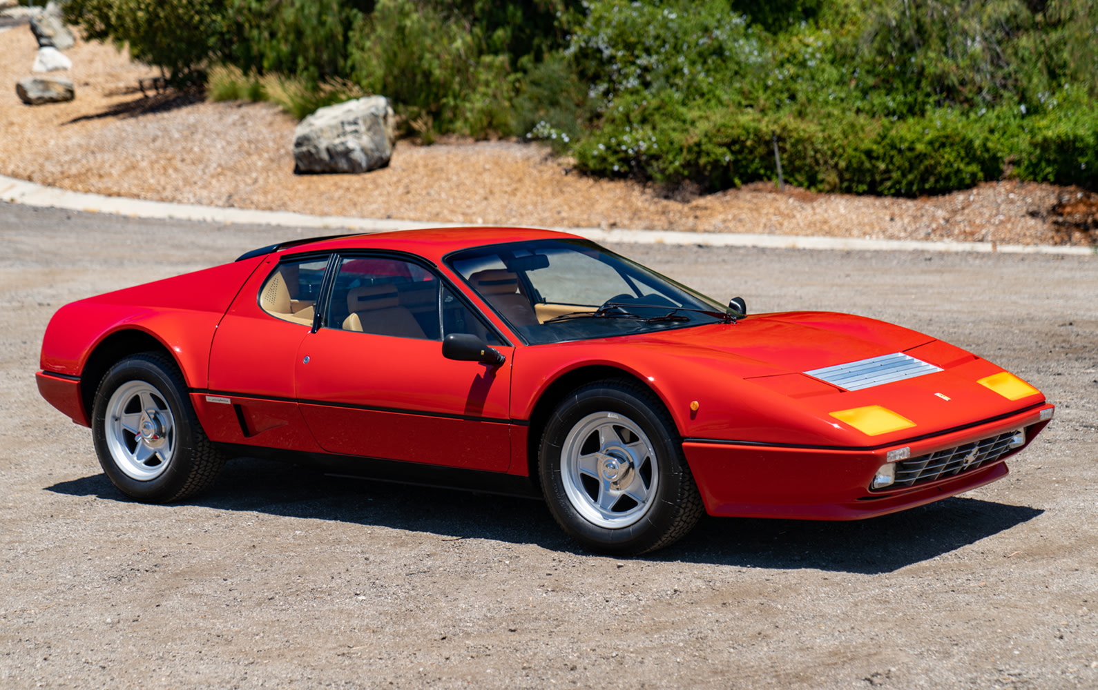 1984 Ferrari 512 BBi (1)