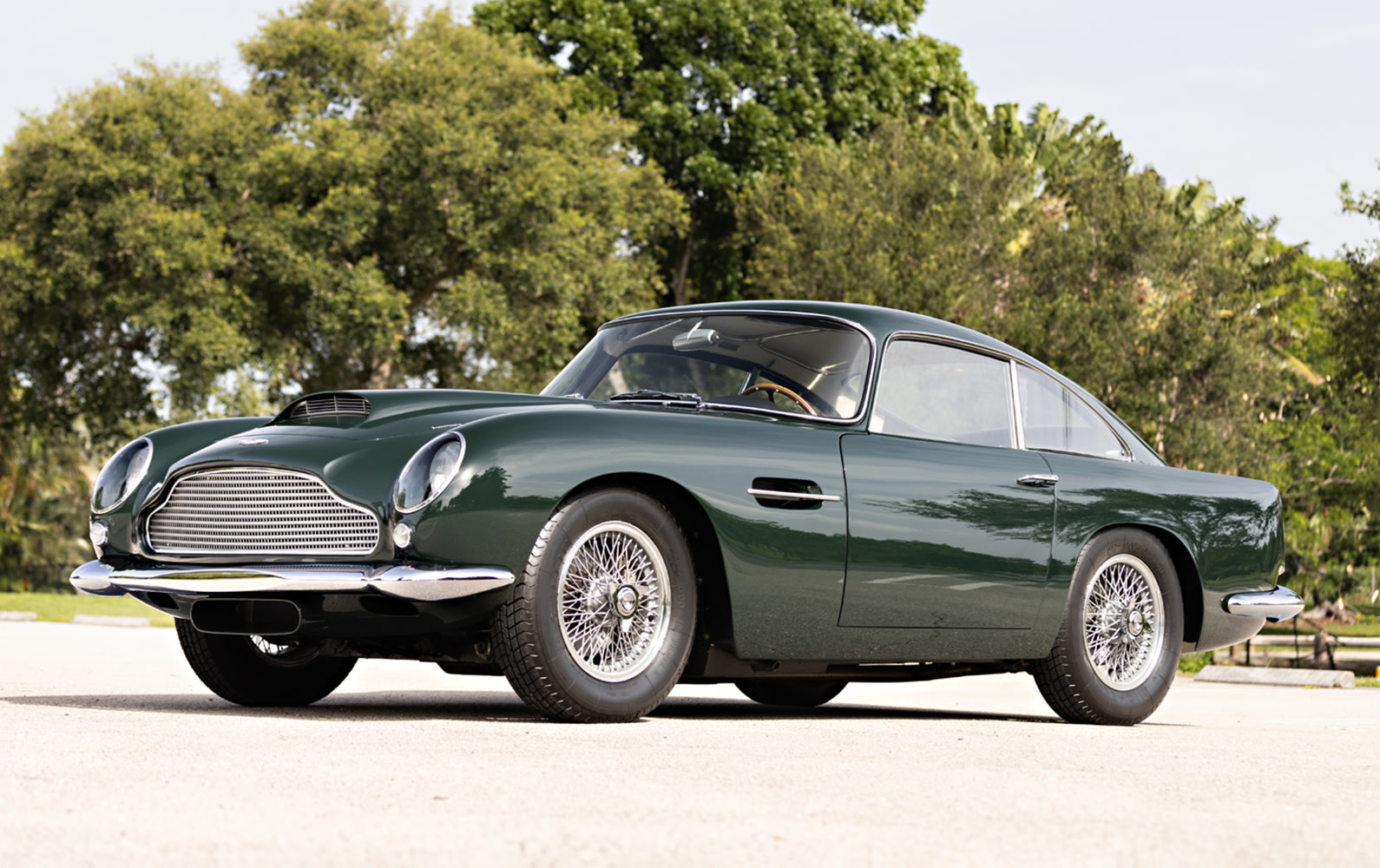 1961 Aston Martin DB4 GT (2)