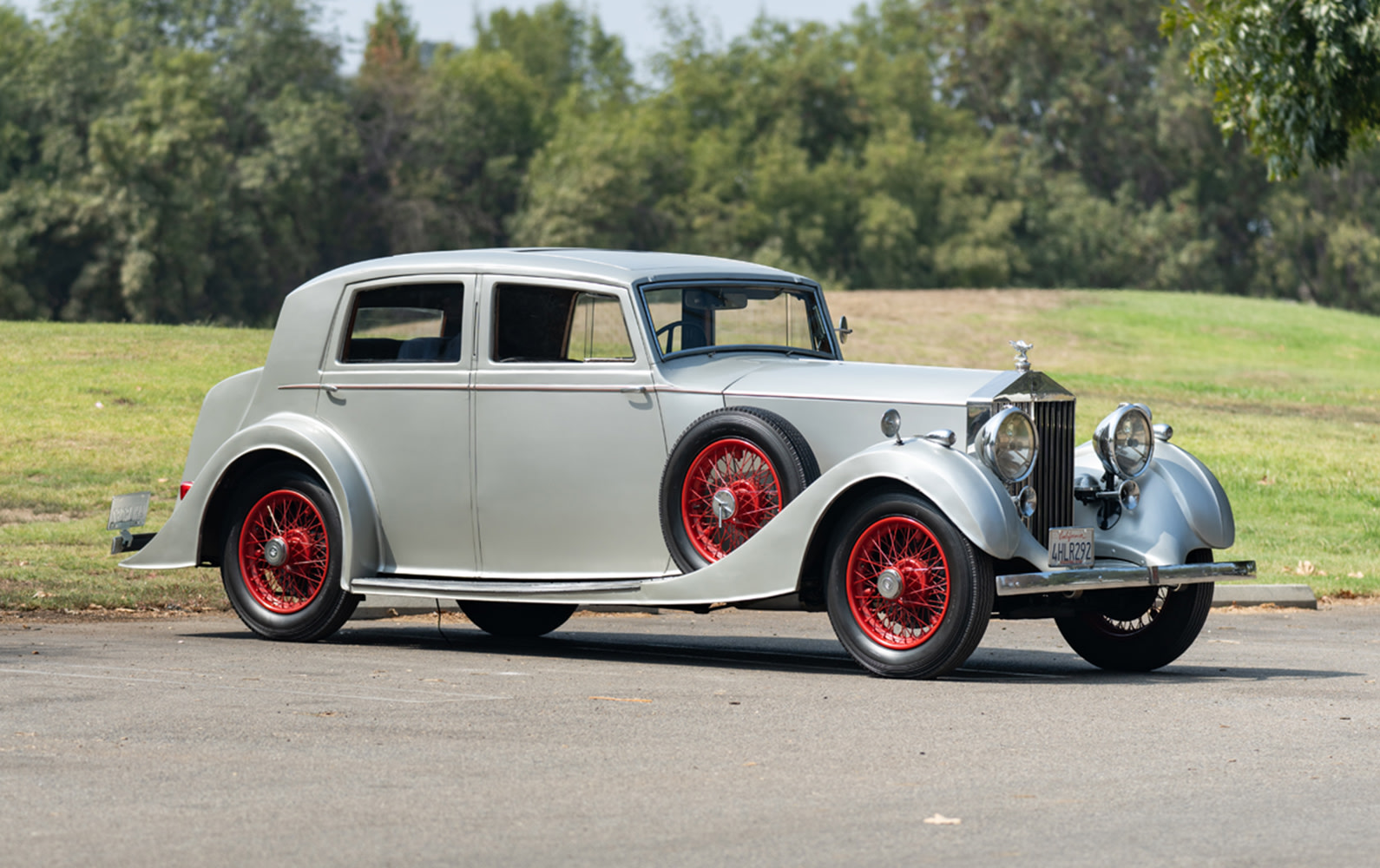 1937 Rolls-Royce 25/30 Razor-Edge Saloon