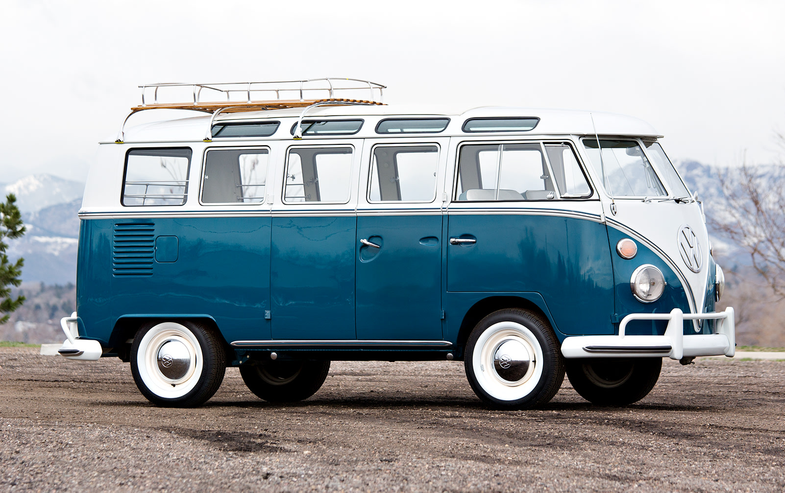 1967 Volkswagen Type 2 21-Window Bus