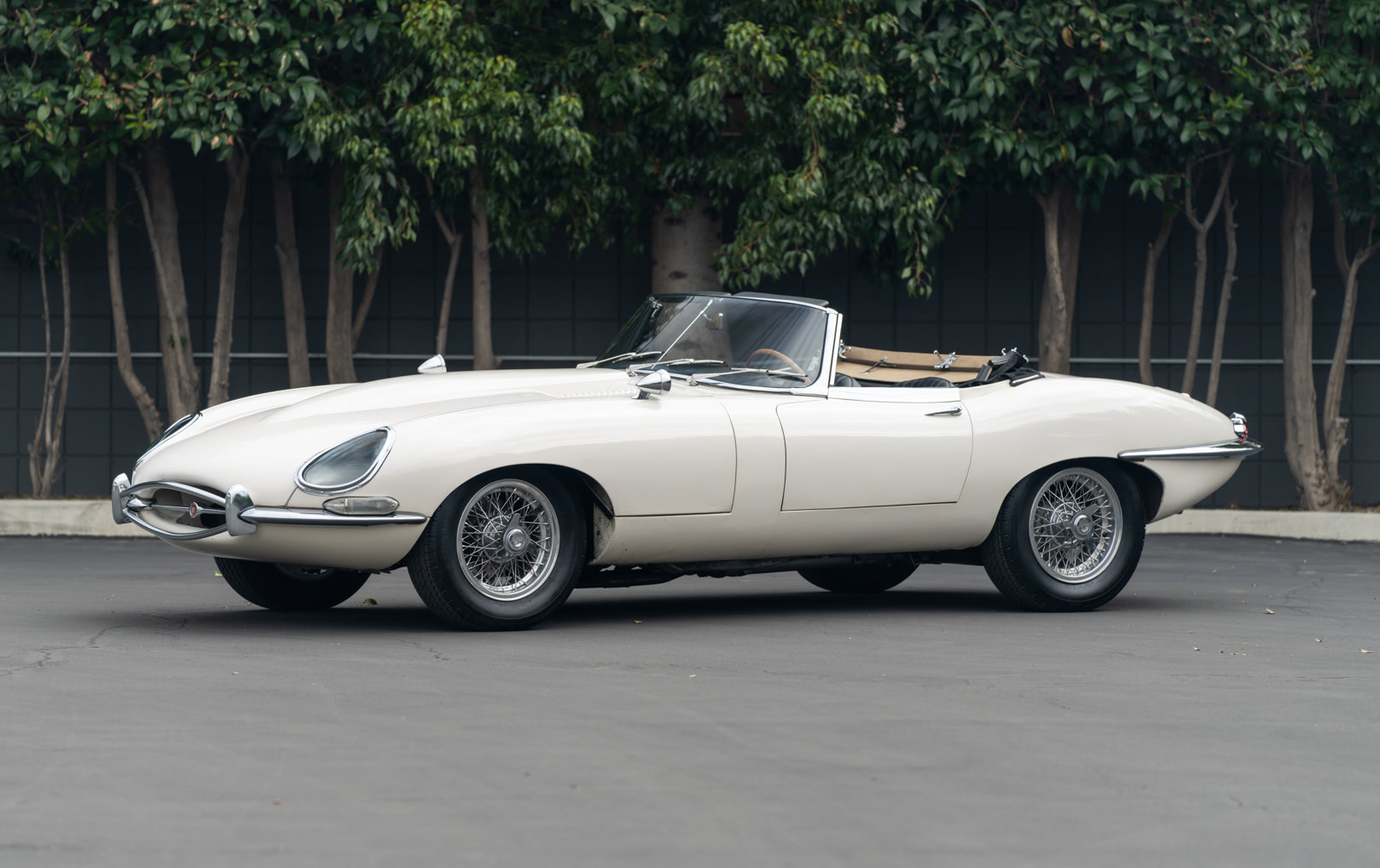 1967 Jaguar E-Type Series I 4.2-Litre Roadster (O22A)