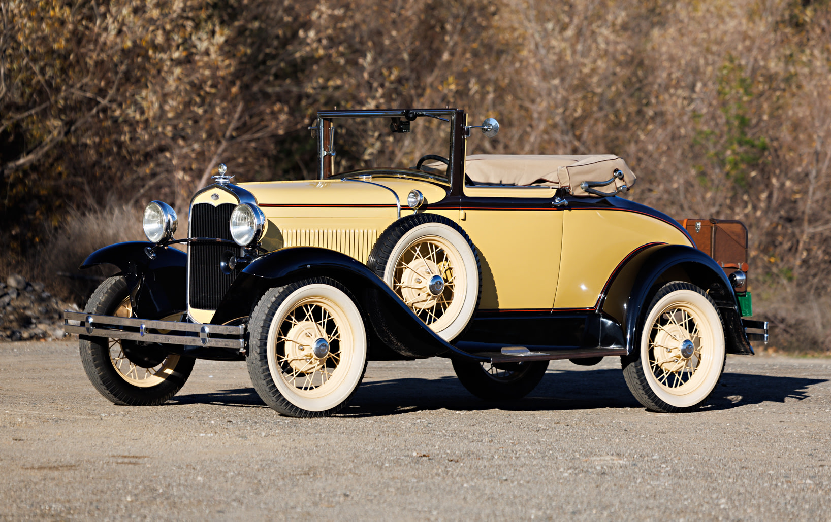 1931 Ford Model A Deluxe Cabriolet