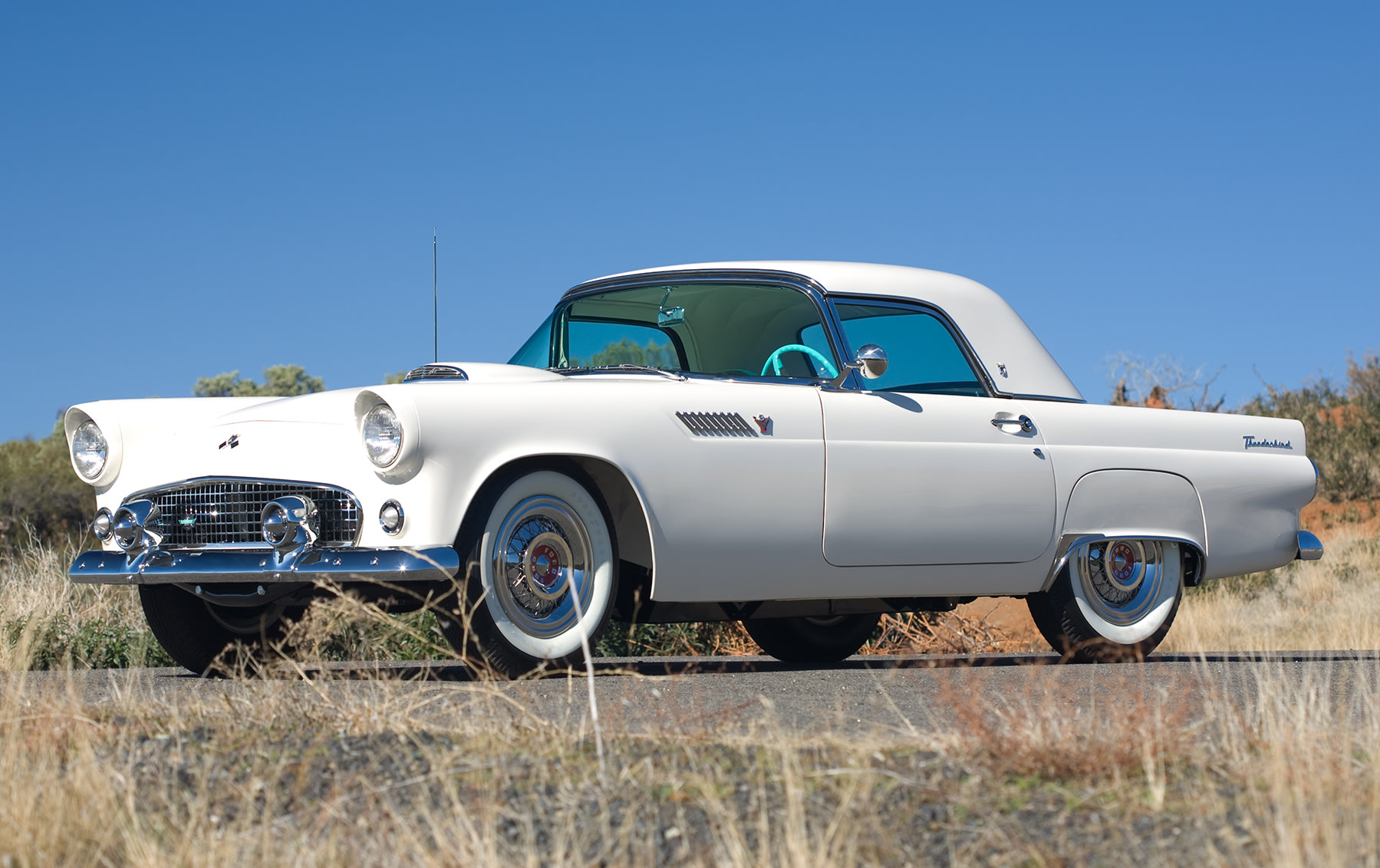 1955 Ford Thunderbird