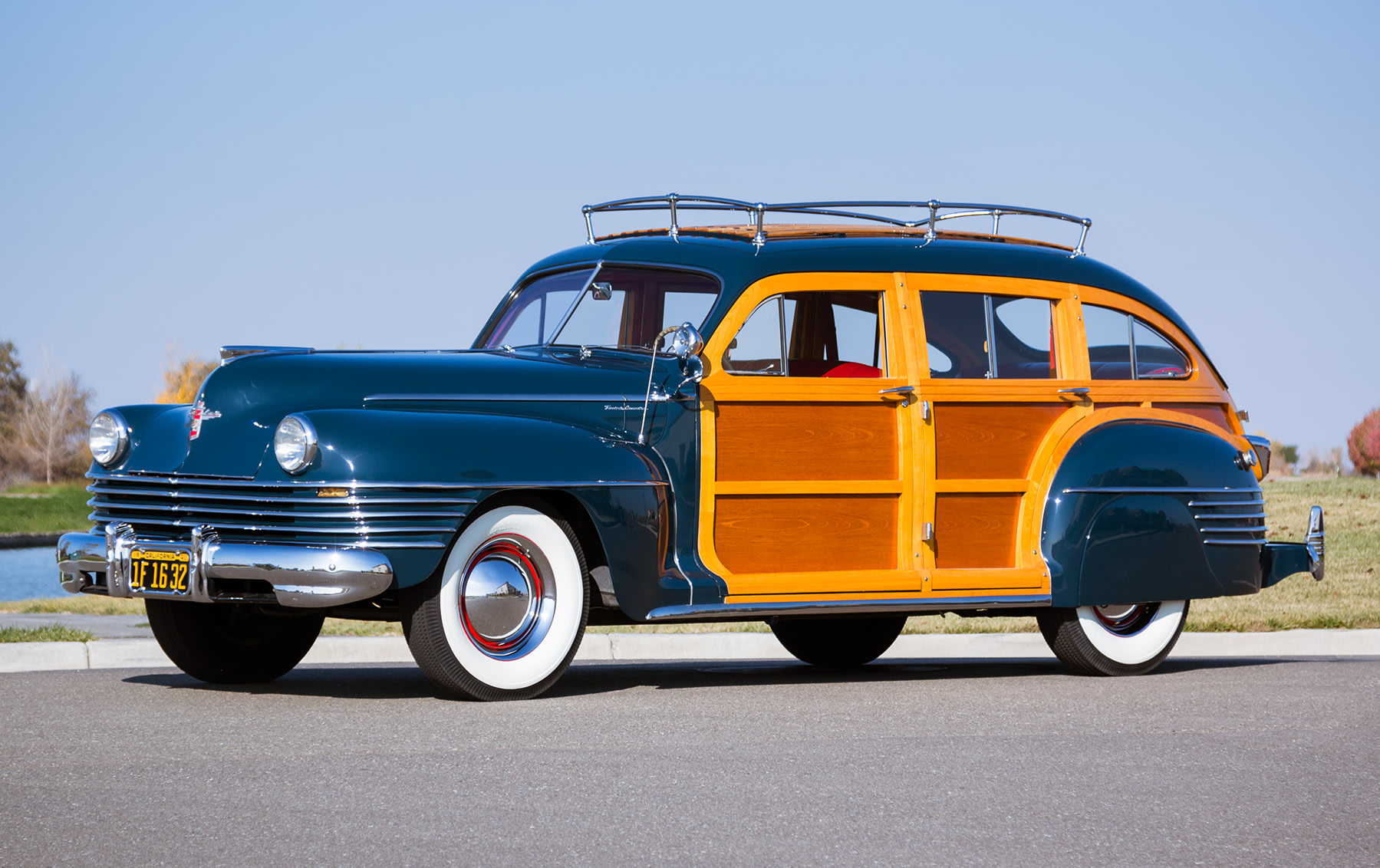 1942 Chrysler Windsor Town and Country Barrelback