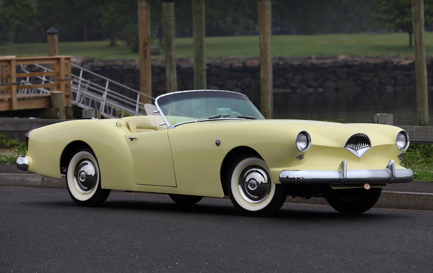 1954 Kaiser-Darrin 161 Roadster