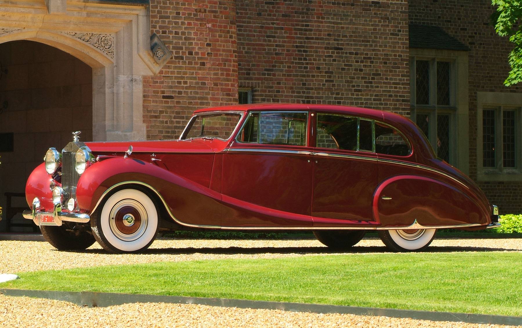 1952 Rolls-Royce Phantom IV Sedanca de Ville 