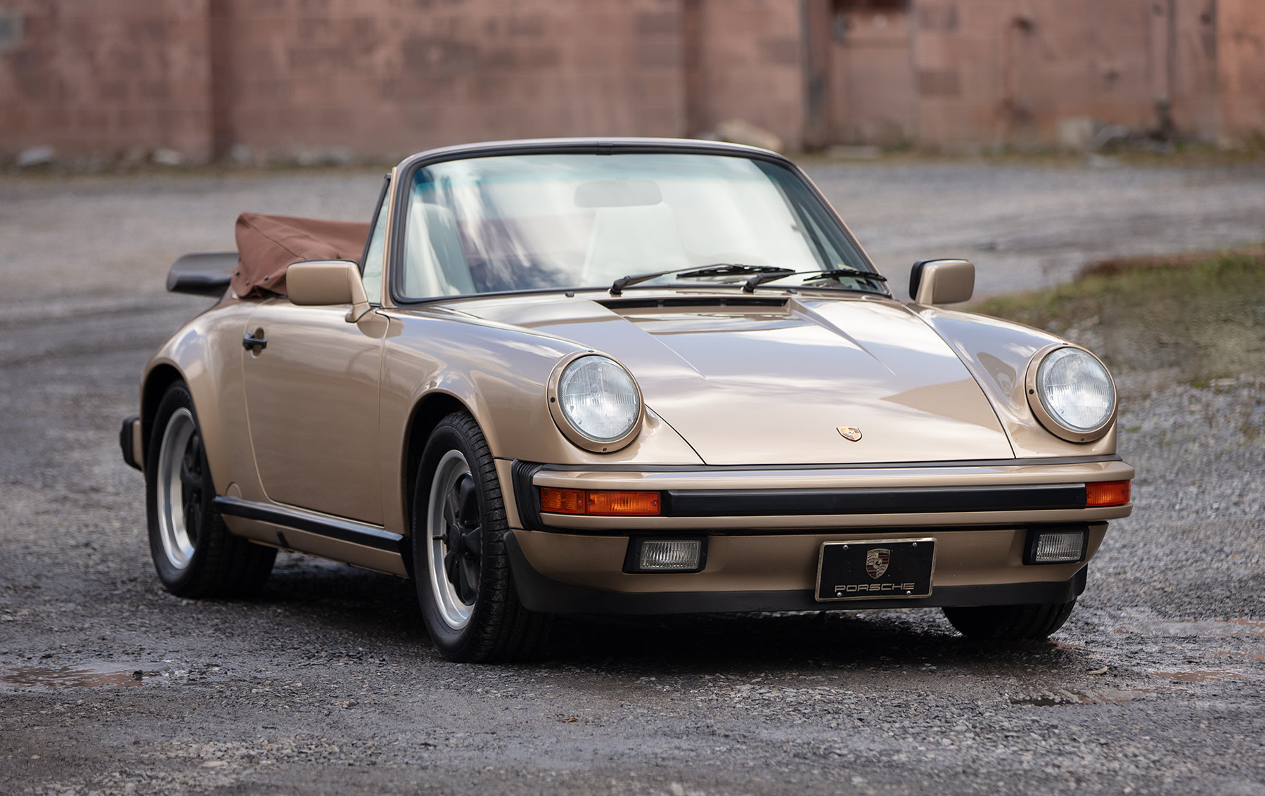 1988 Porsche 911 Carrera 3.2 Cabriolet