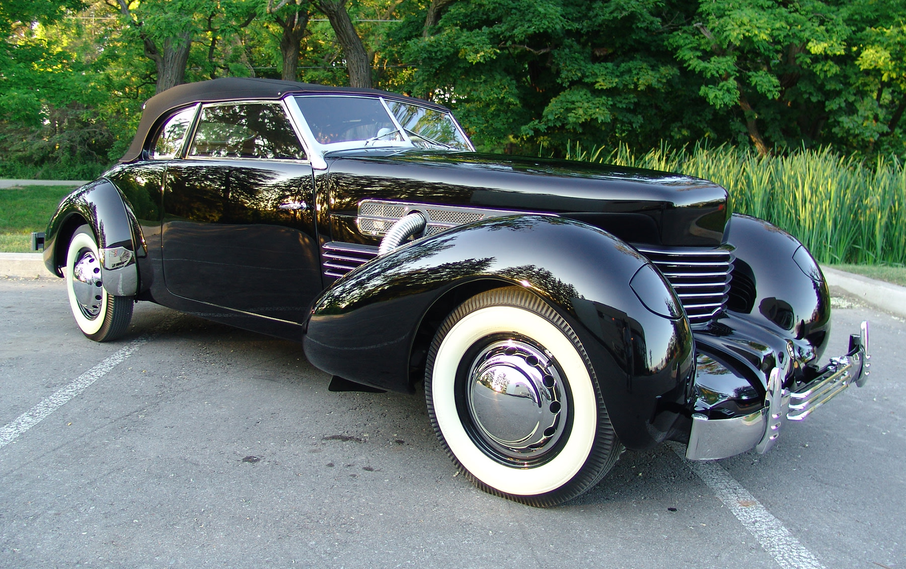 1937 Cord 812 Supercharged Phaeton-3