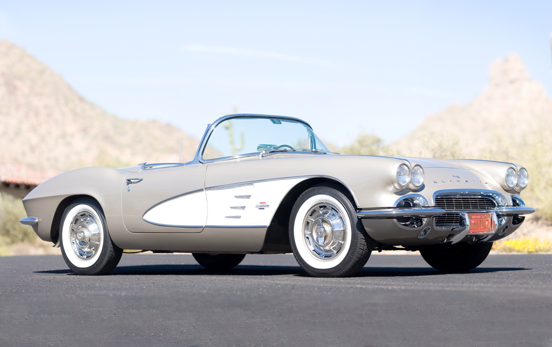 1961 Chevrolet Corvette-2