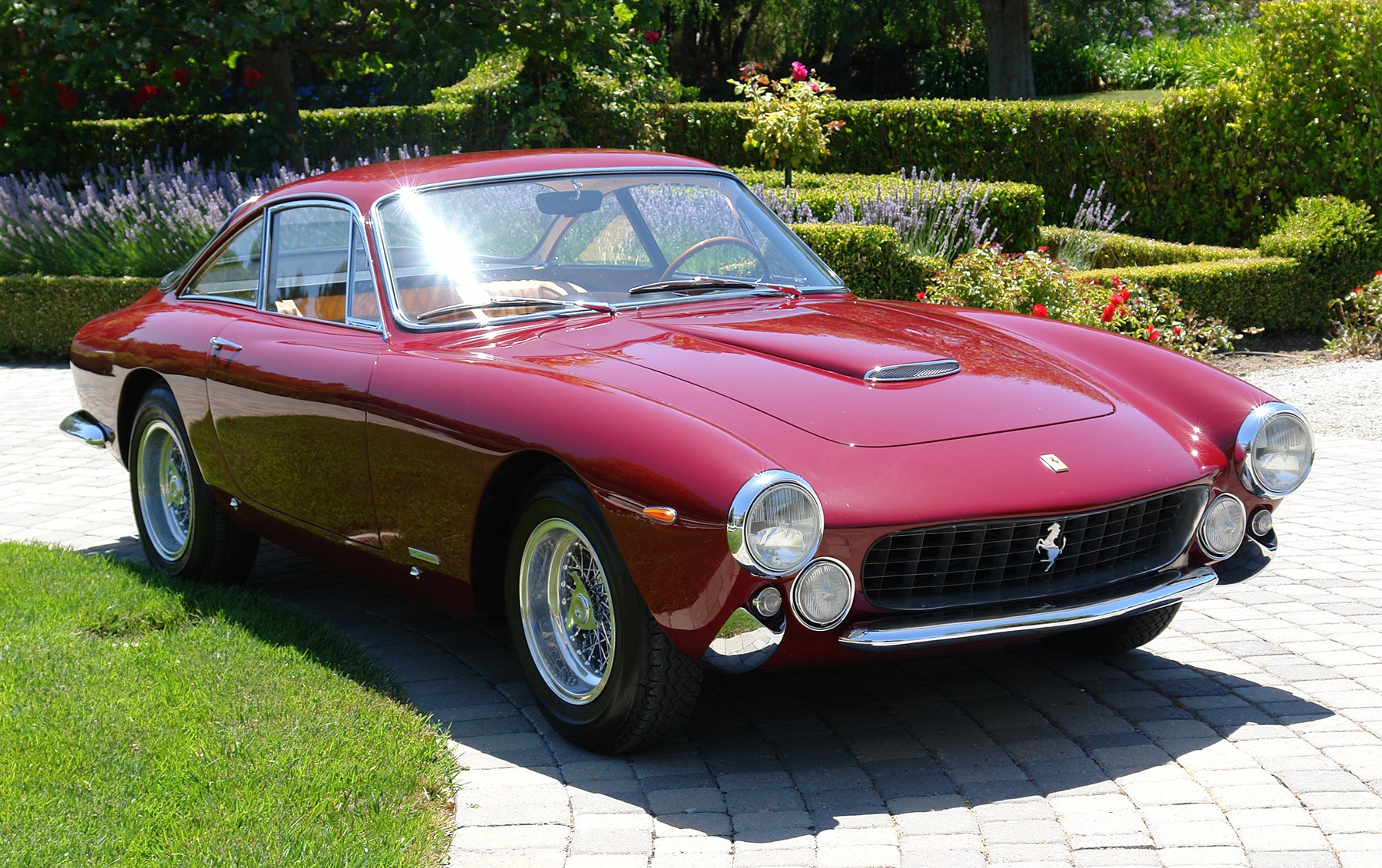 1963 Ferrari 250 GT Lusso(2)