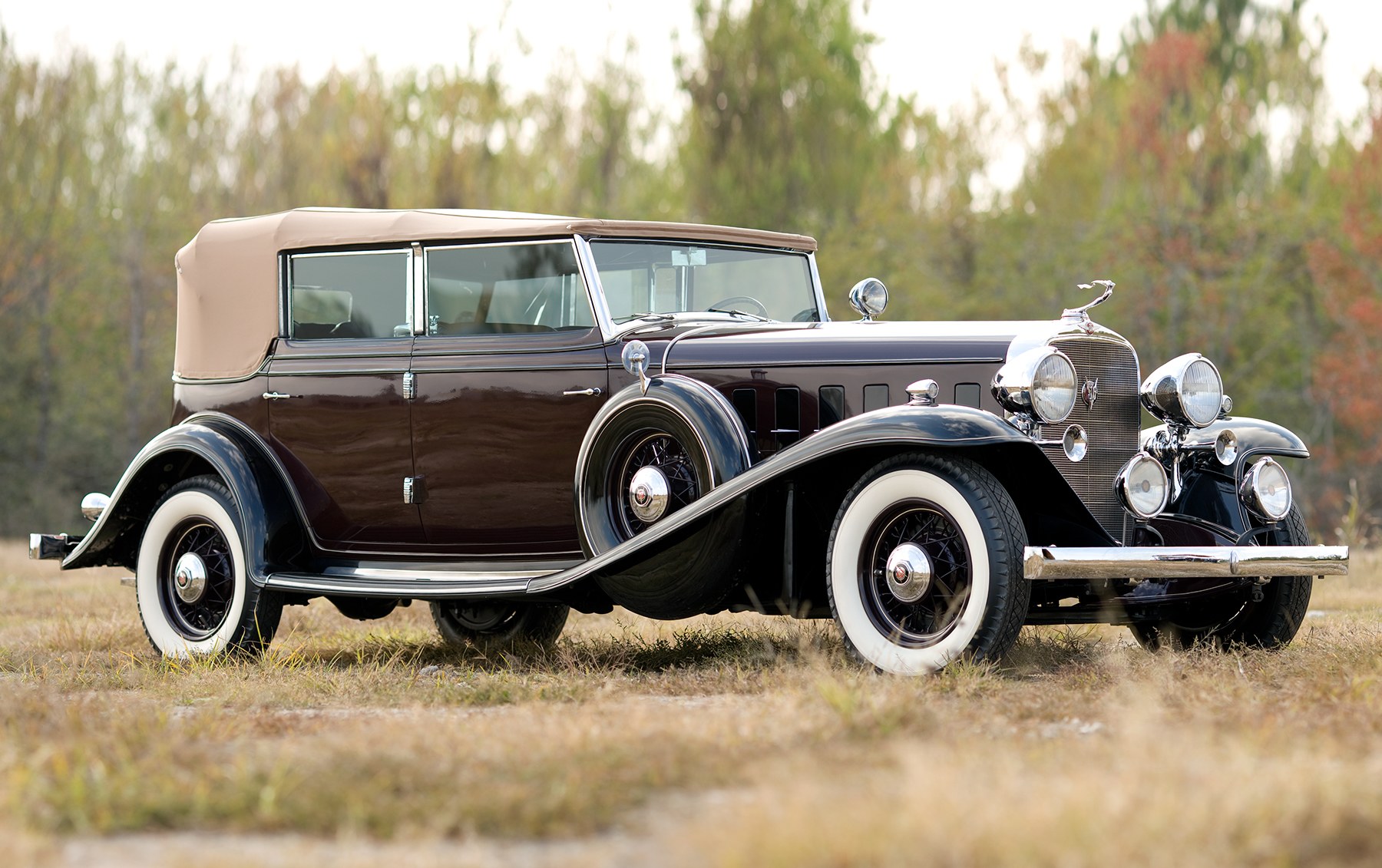 1932 Cadillac 452B V-16 Town Sedan