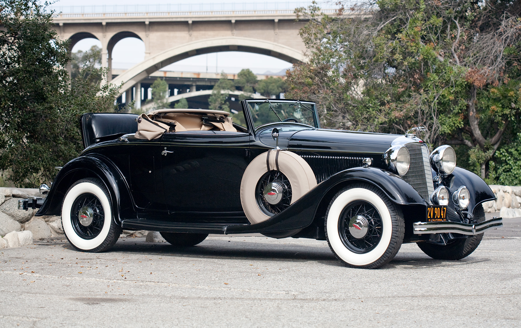 1933 Lincoln KA Convertible Roadster