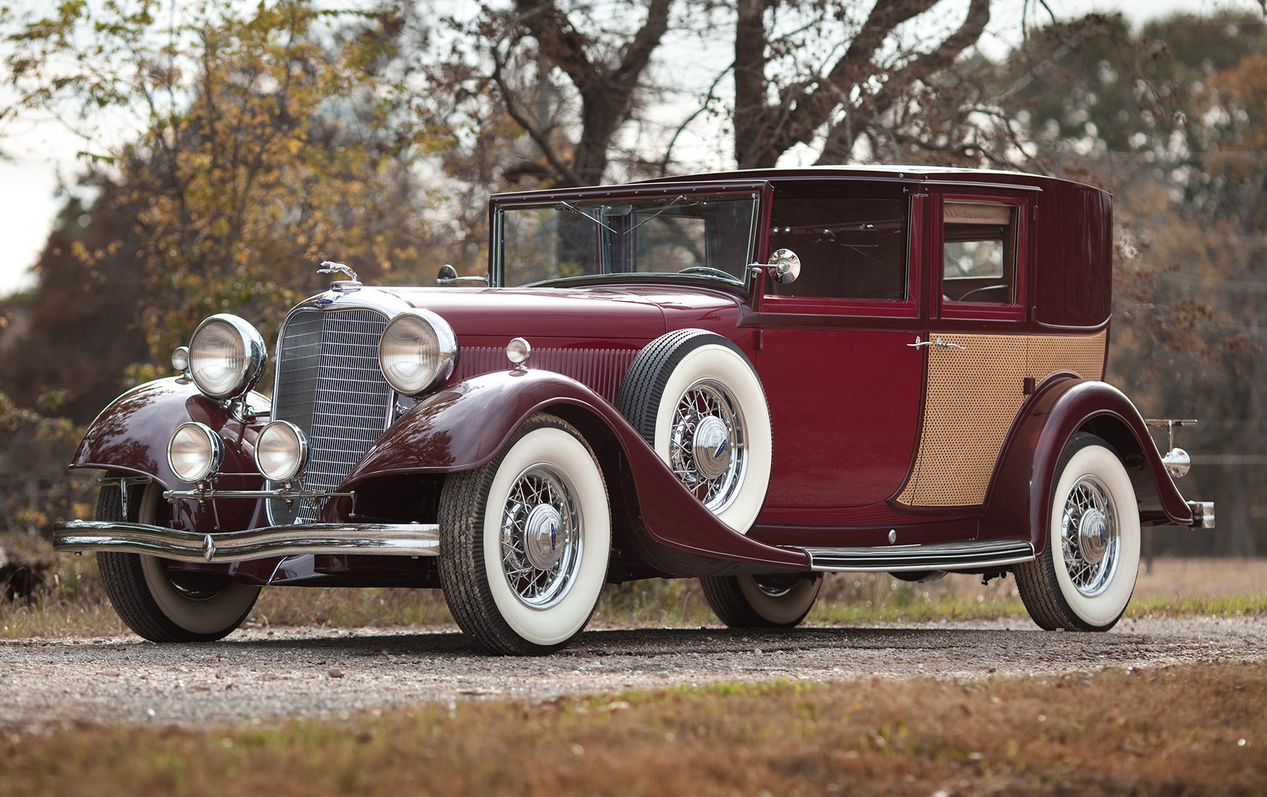 1933 Lincoln KB Panel Brougham