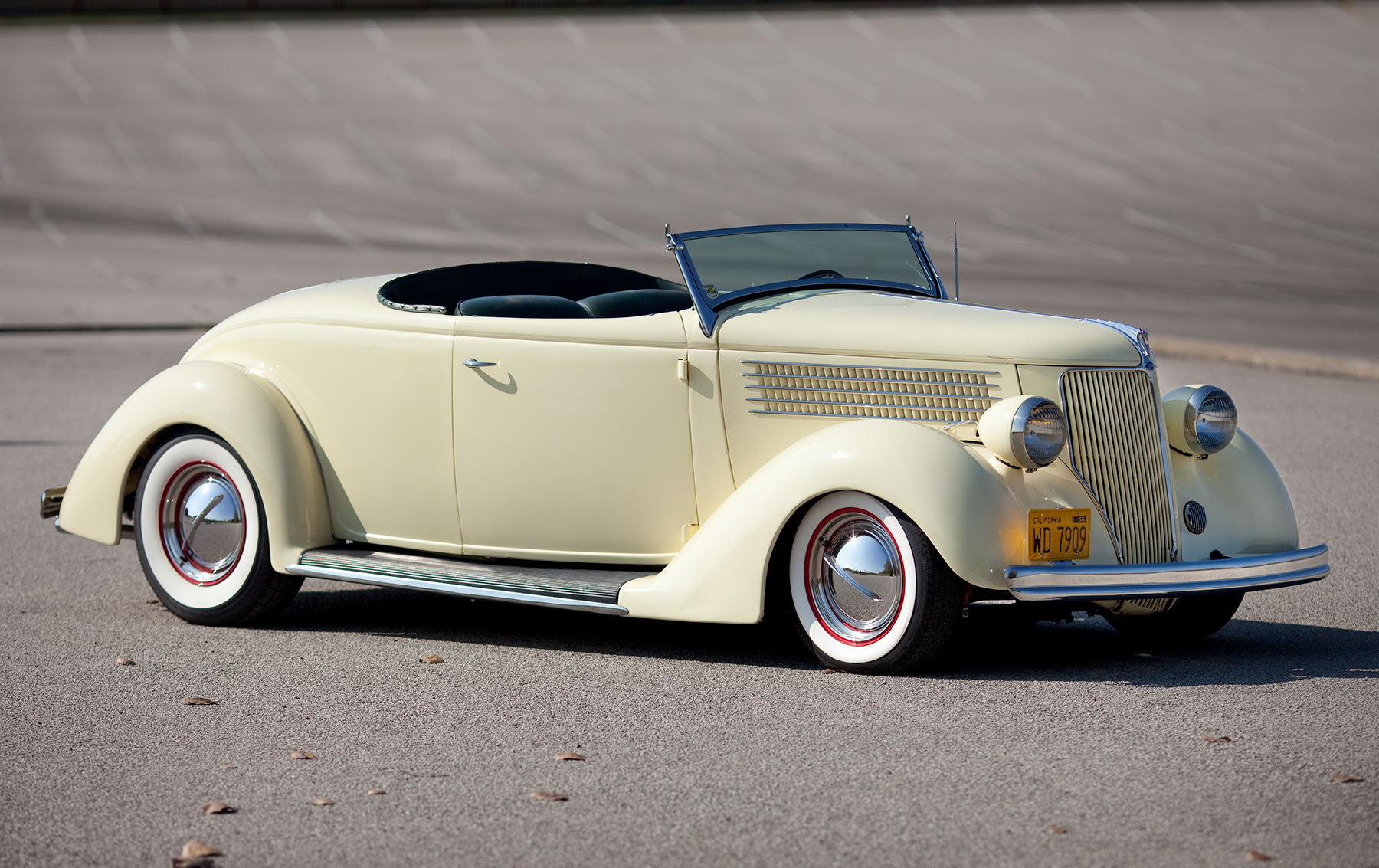 1936 Ford Roadster-2