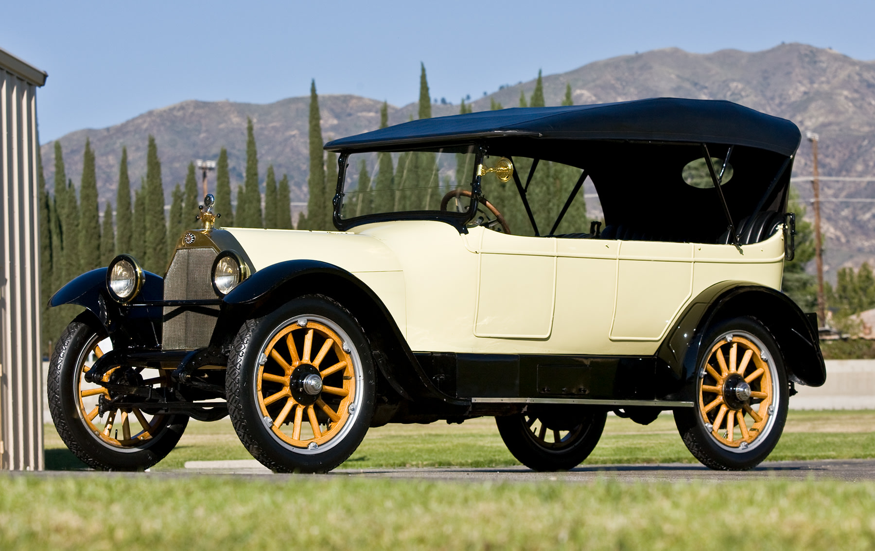 1917 Owen Magnetic M-25 Touring