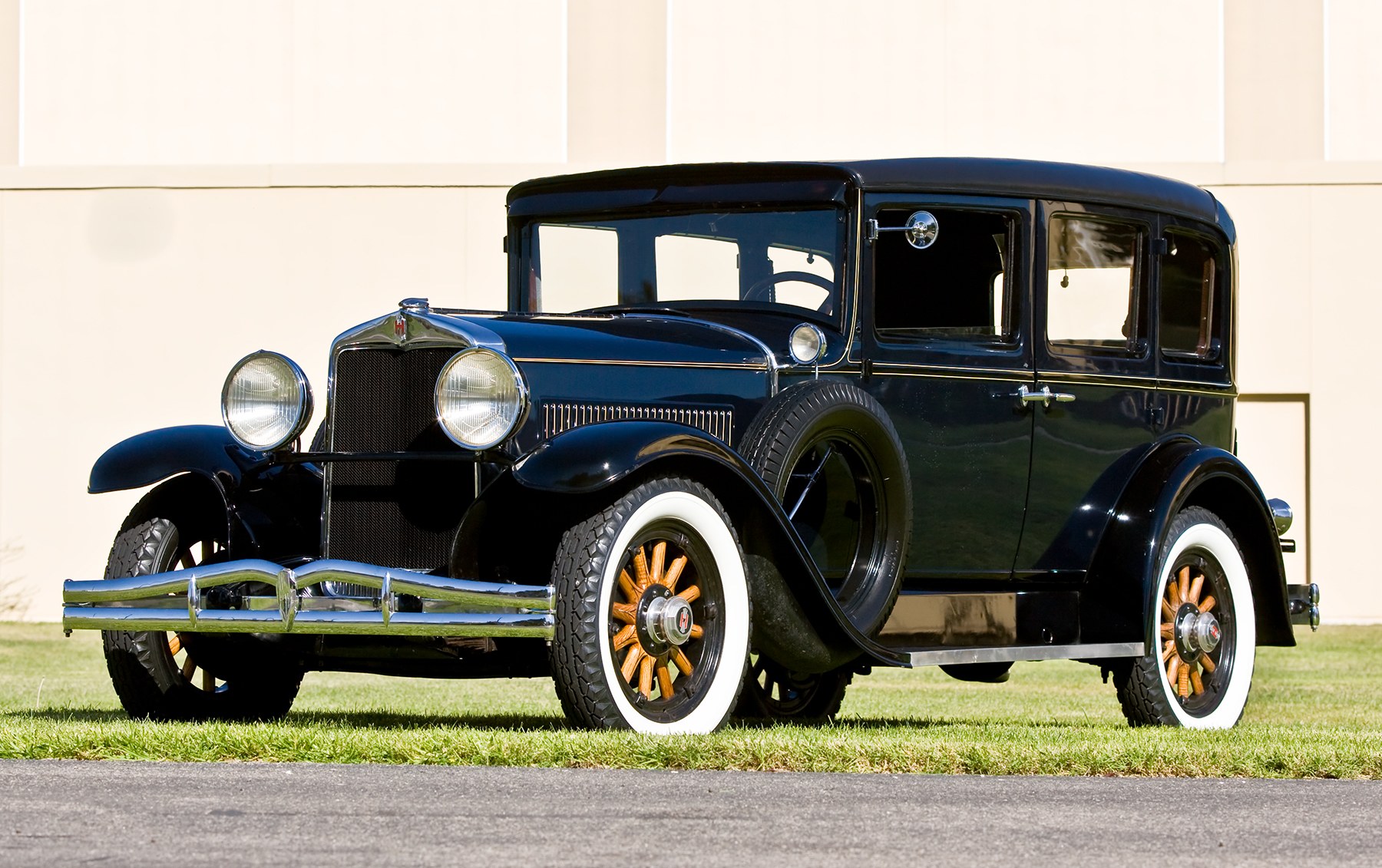 1929 Hupmobile Century Six Sedan