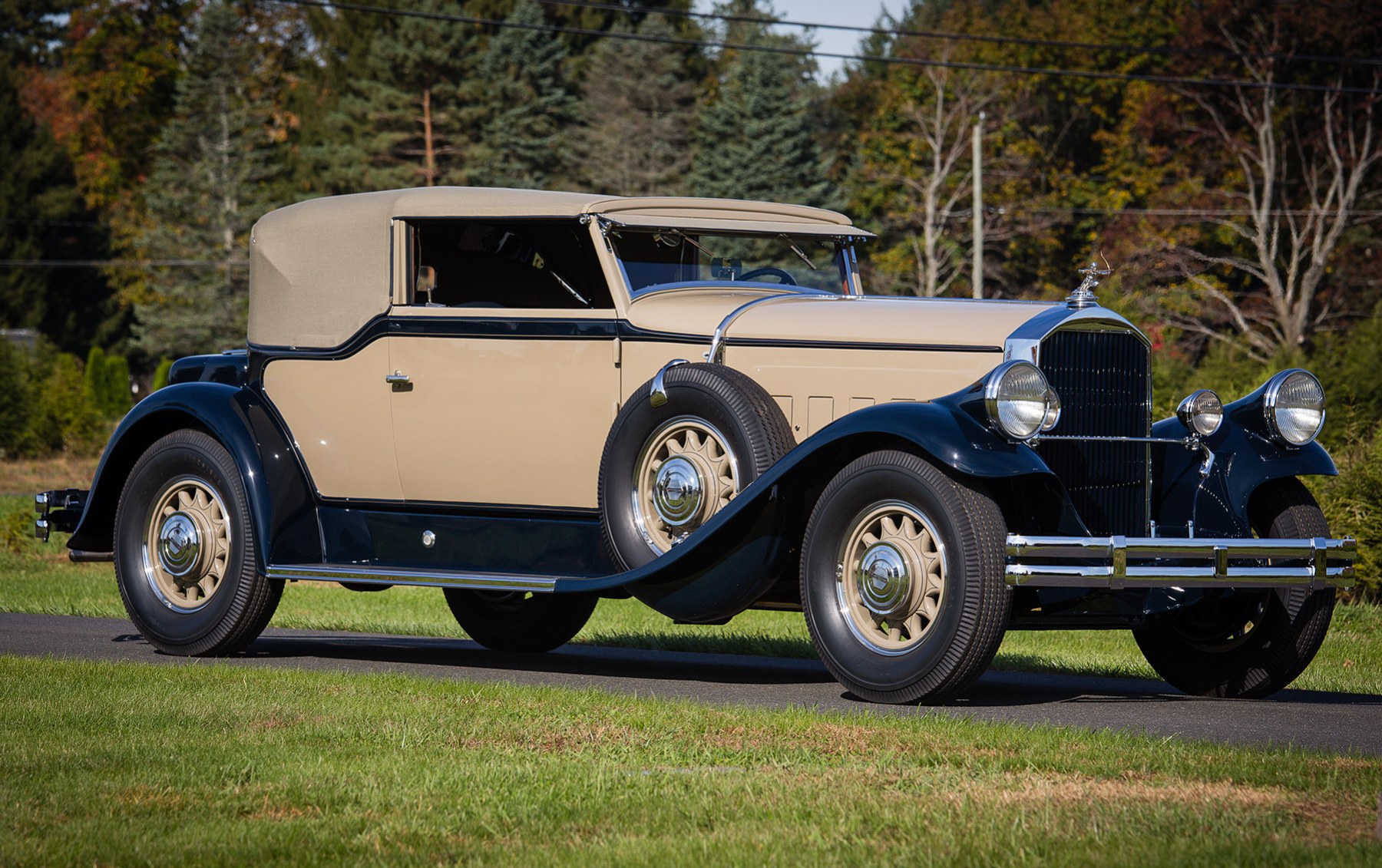 1930 Pierce-Arrow Model B Convertible Victoria