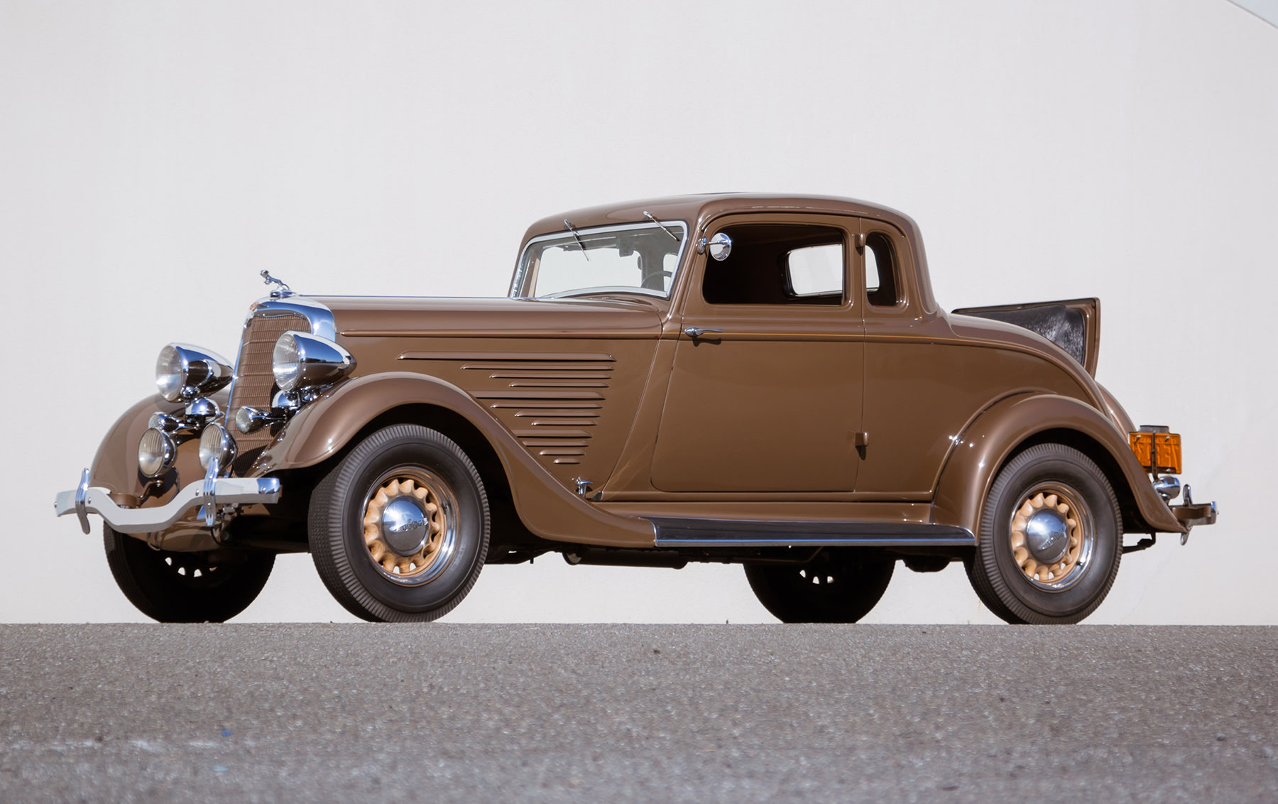 1934 Dodge DR Deluxe Coupe
