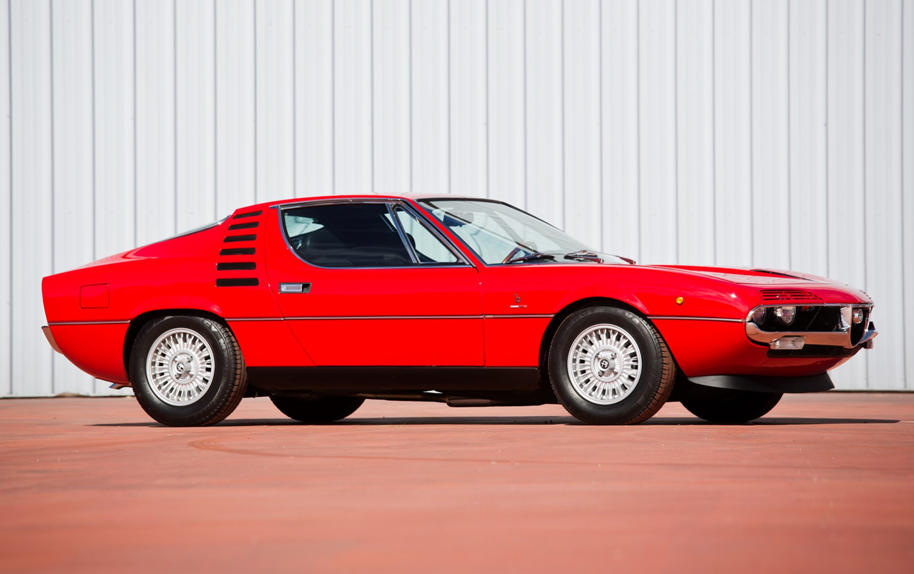 1971 Alfa Romeo Montreal (1)