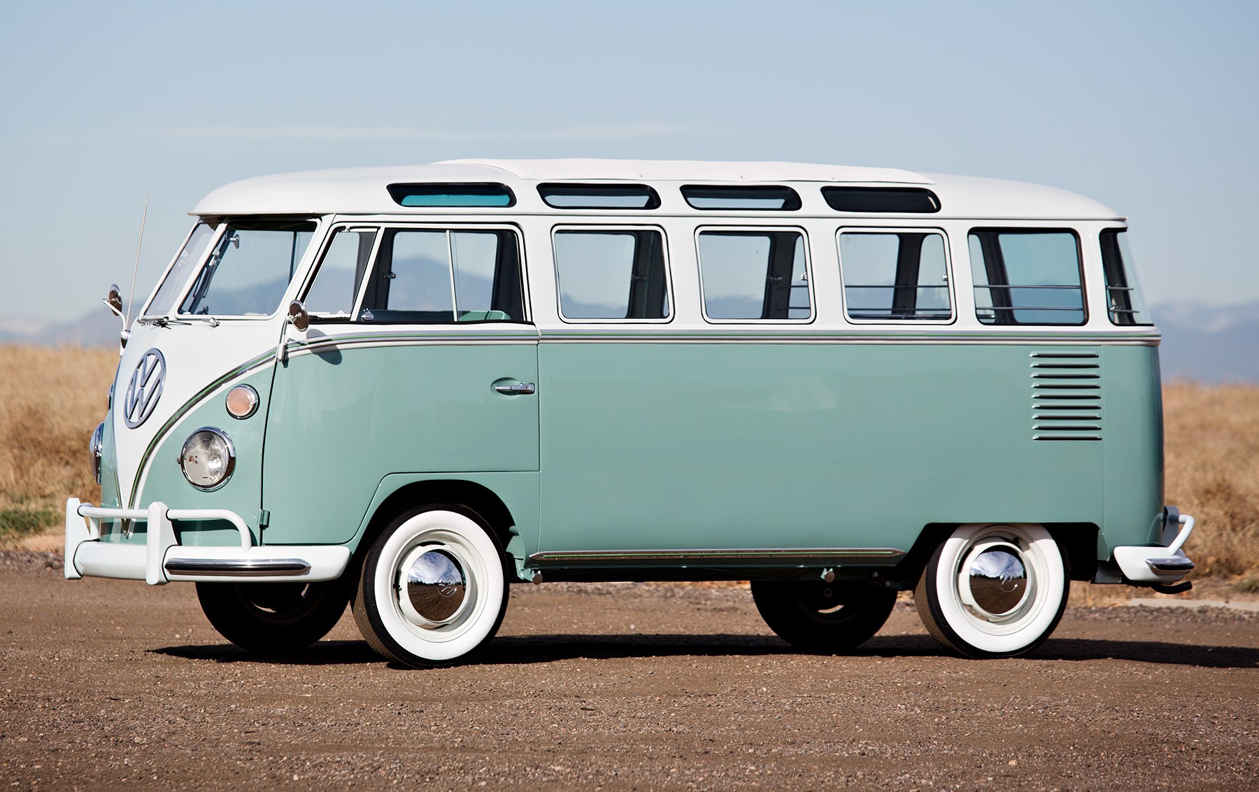 1962 Volkswagen Type 2 23-Window Bus