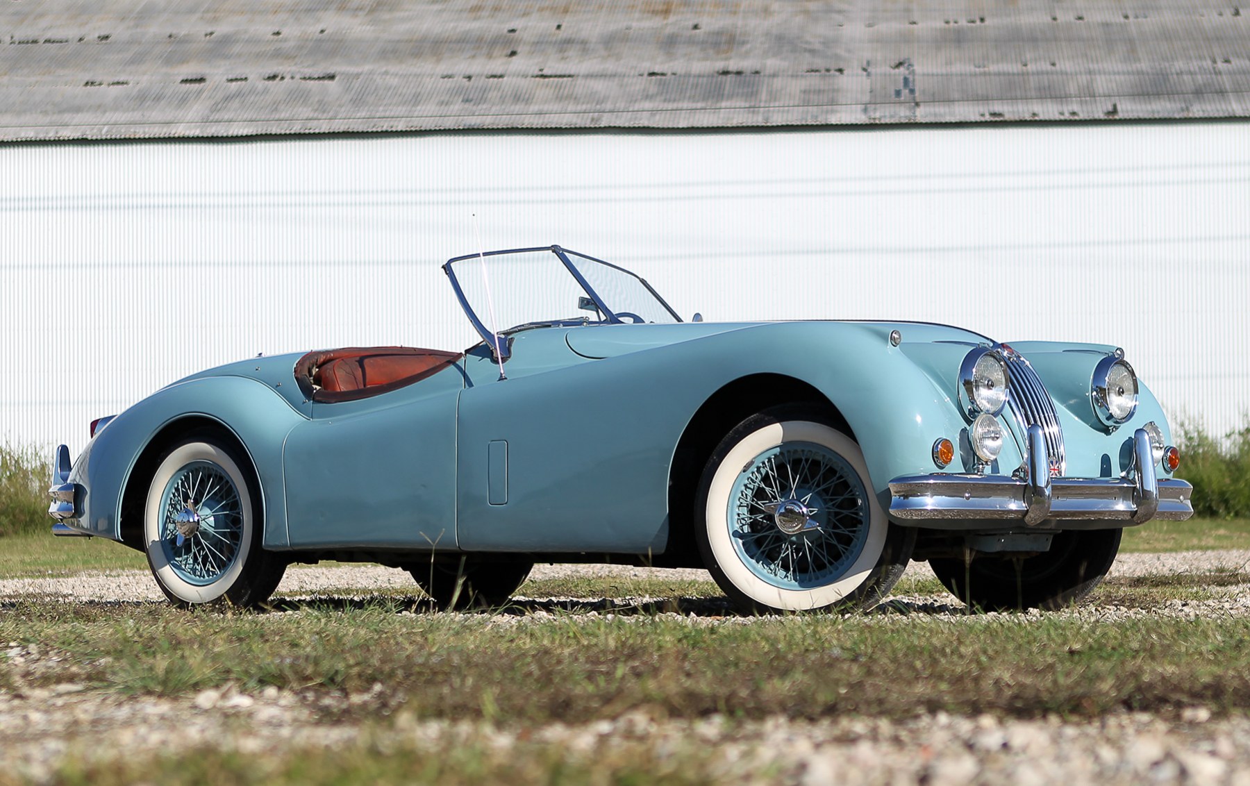 1956 Jaguar XK140 SE Roadster (1)