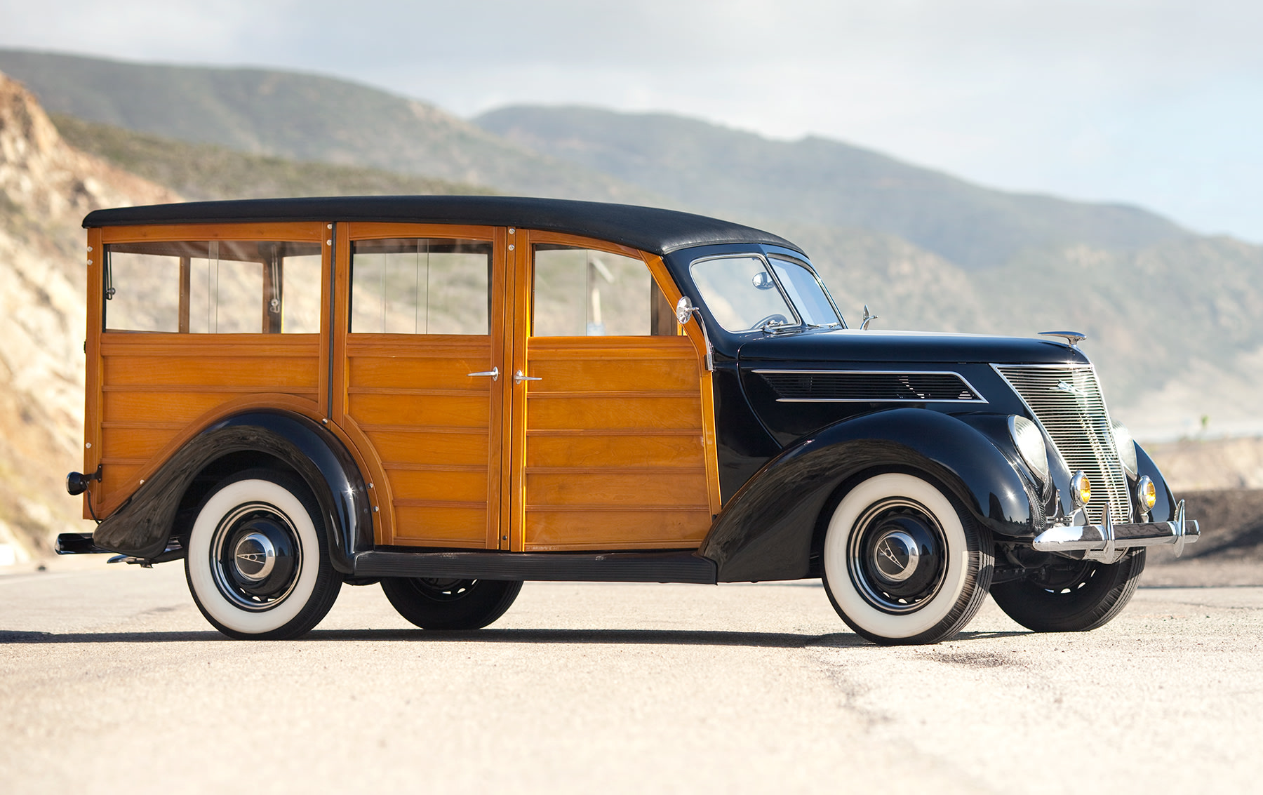 1937 Ford Model 79B Deluxe Station Wagon