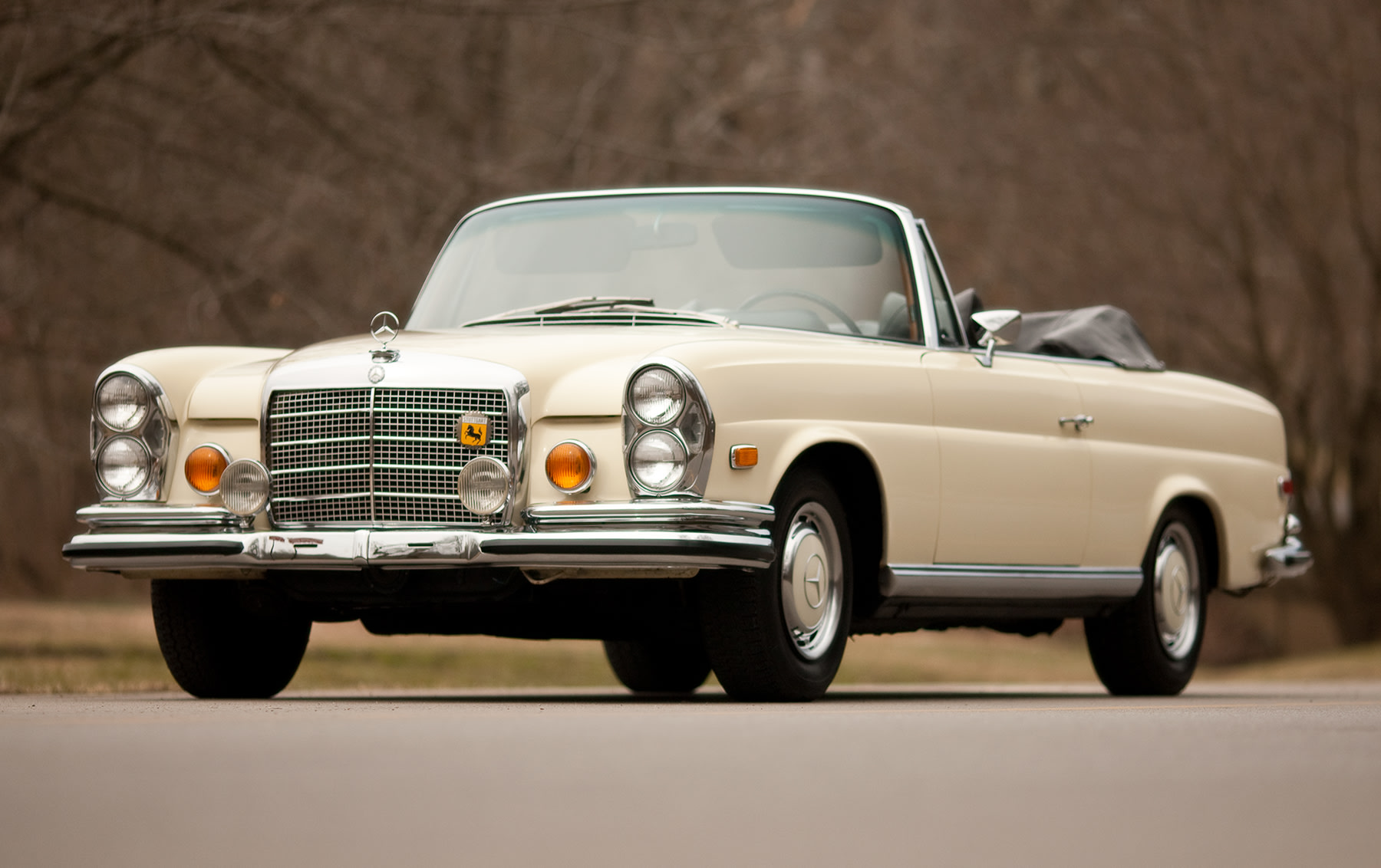 1971 Mercedes-Benz 280 SE 3.5 Convertible-2