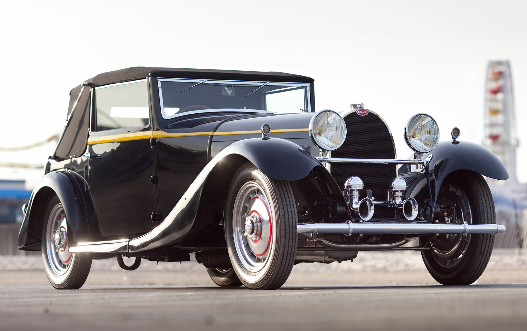1932 Bugatti Type 50 Drop Head Coupe