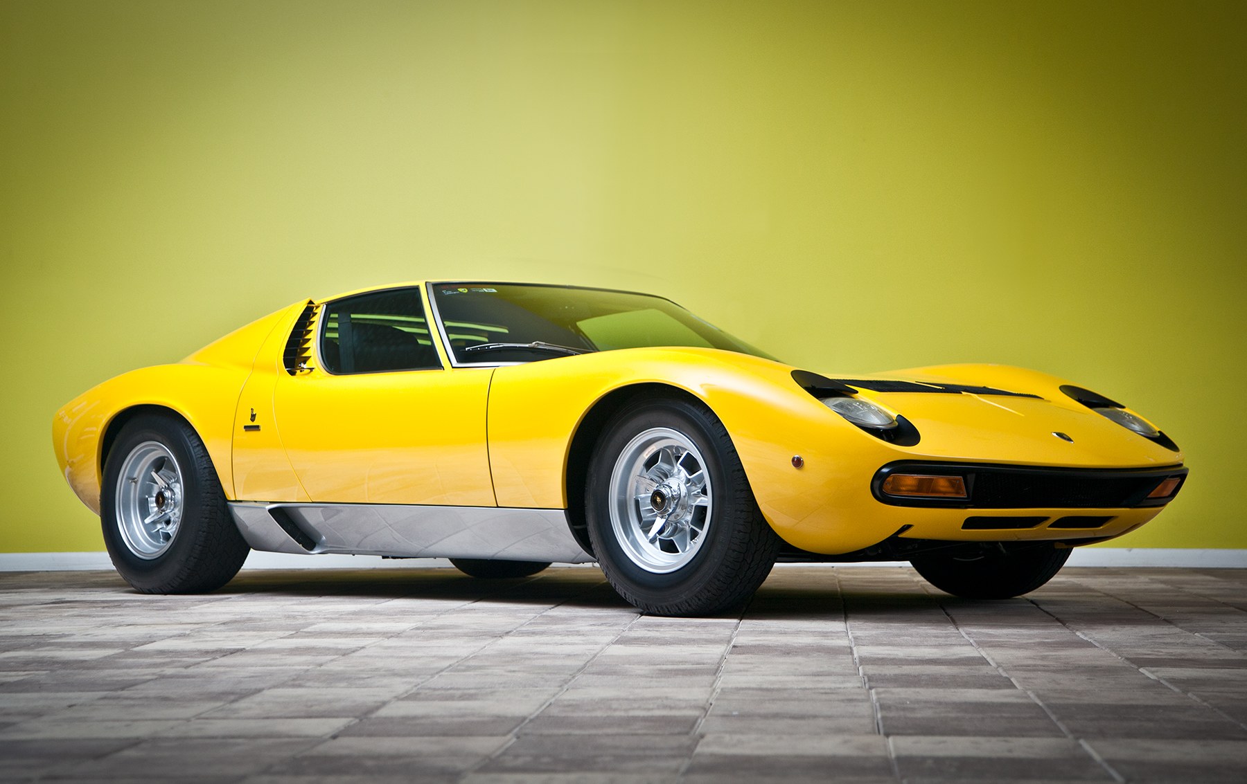 1971 Lamborghini Miura P400 SV Prototype