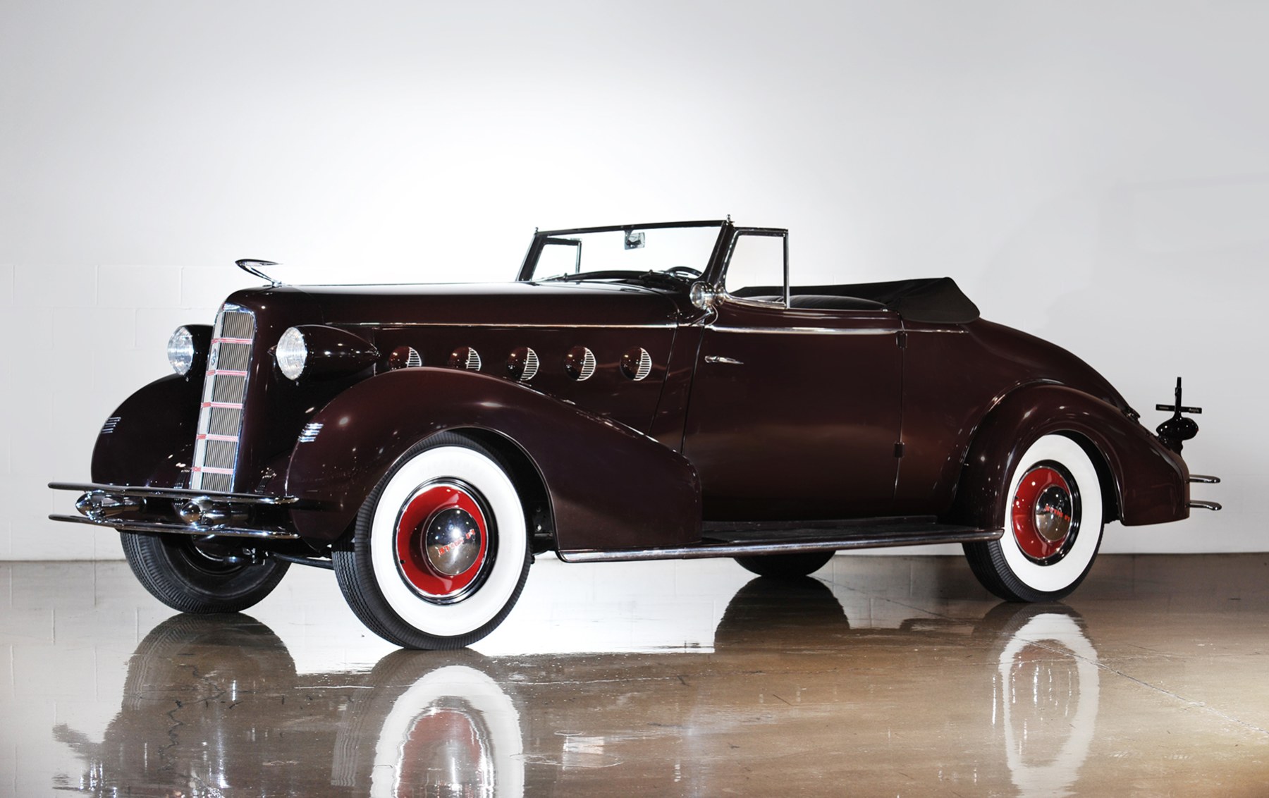 1934 LaSalle Series 50 Convertible Coupe