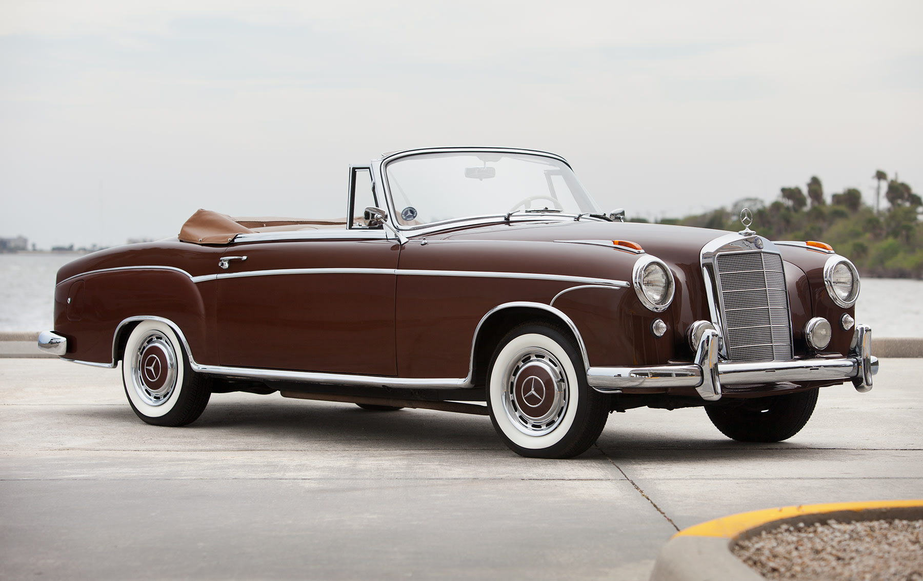 1957 Mercedes-Benz 220 S Cabriolet-2