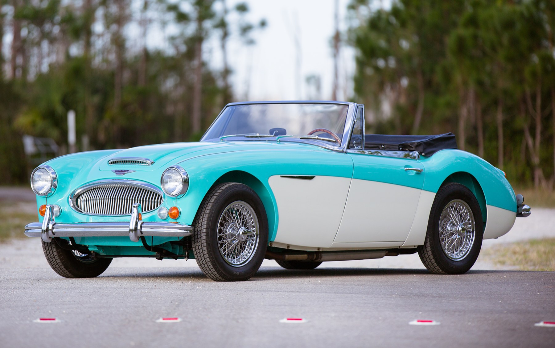 1965 Austin-Healey 3000 Mk III BJ8-2