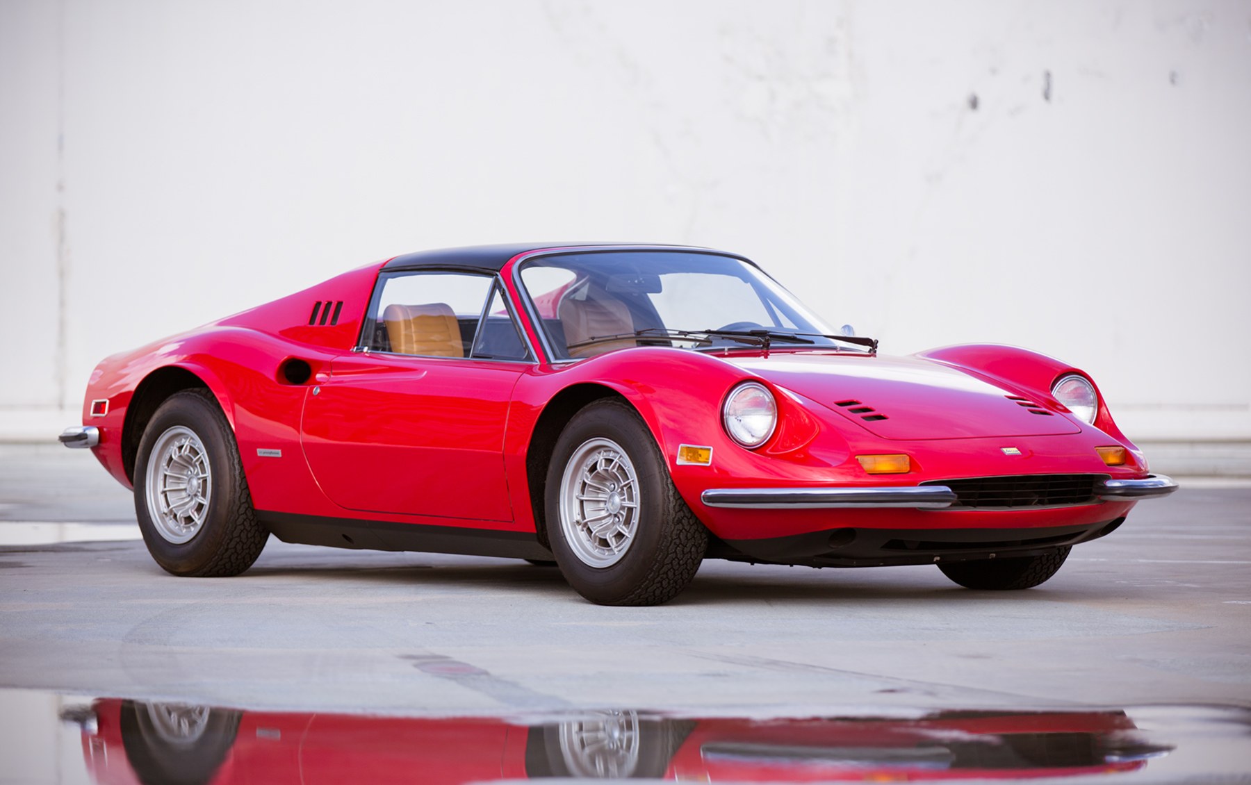 1974 Ferrari Dino 246 GTS(2)