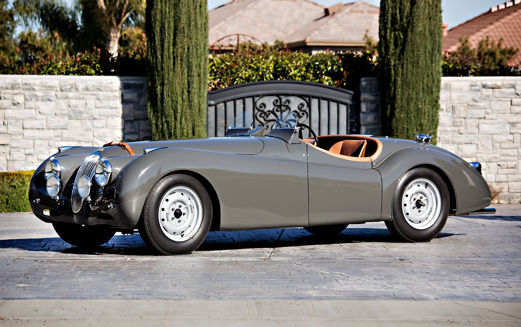 1949 Jaguar XK120 Alloy Roadster-2