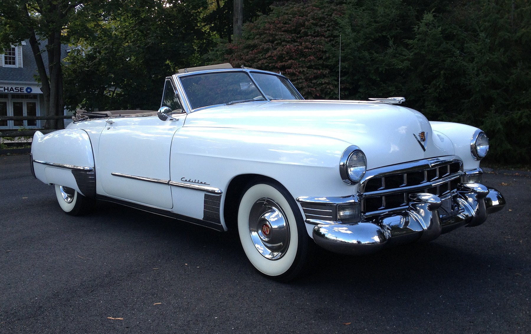 1949 Cadillac Series 62 Convertible Coupe-3