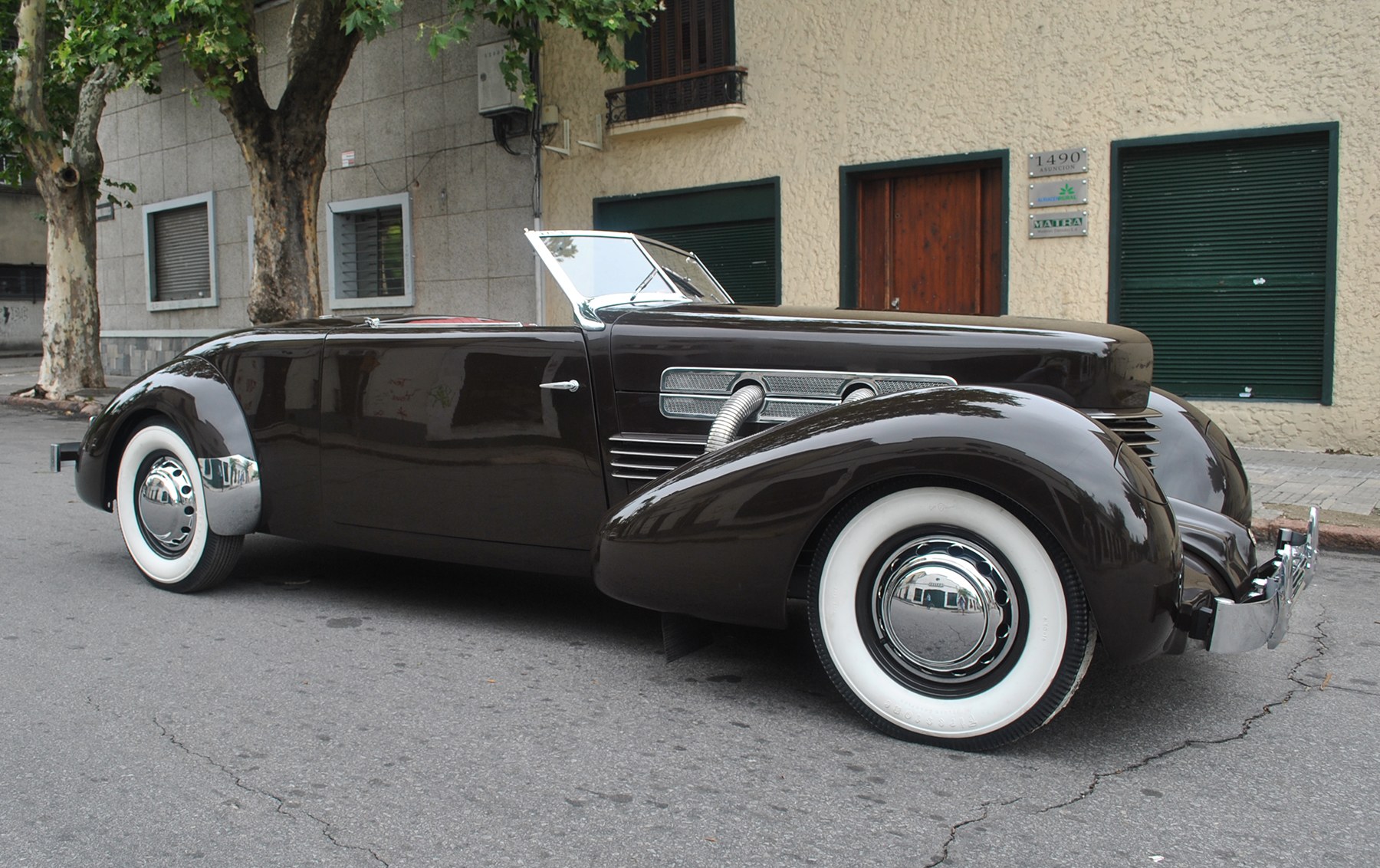 1937 Cord 812 S/C Sportsman