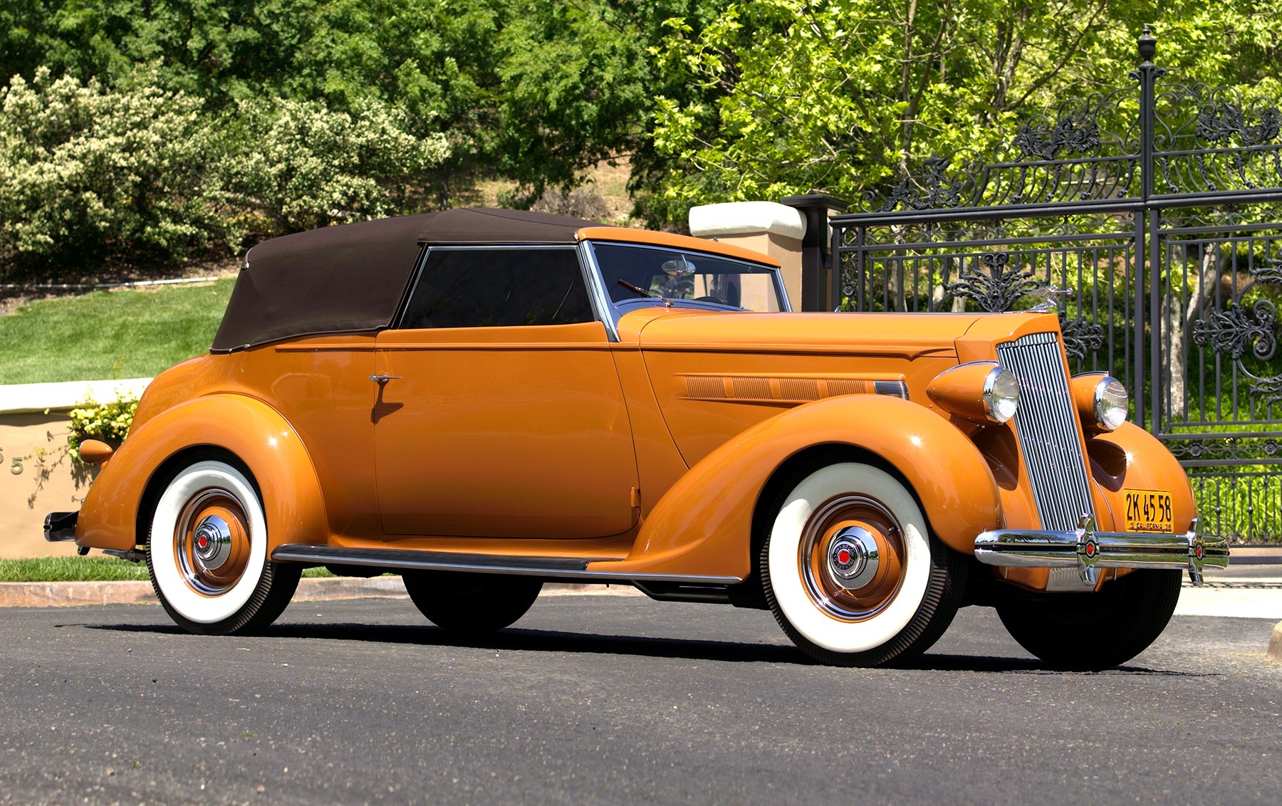 1936 Packard 120 Convertible Victoria