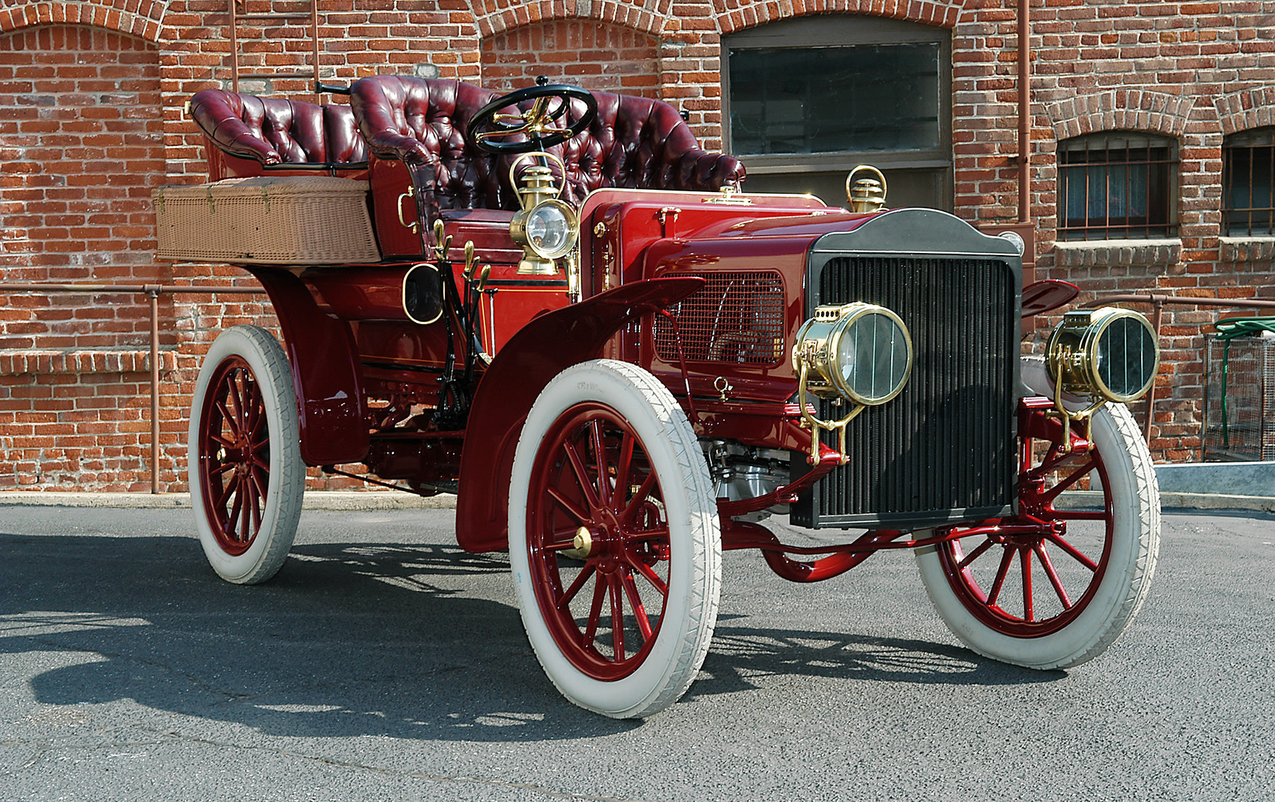 1904 White Type D Canopy-Top Touring Car