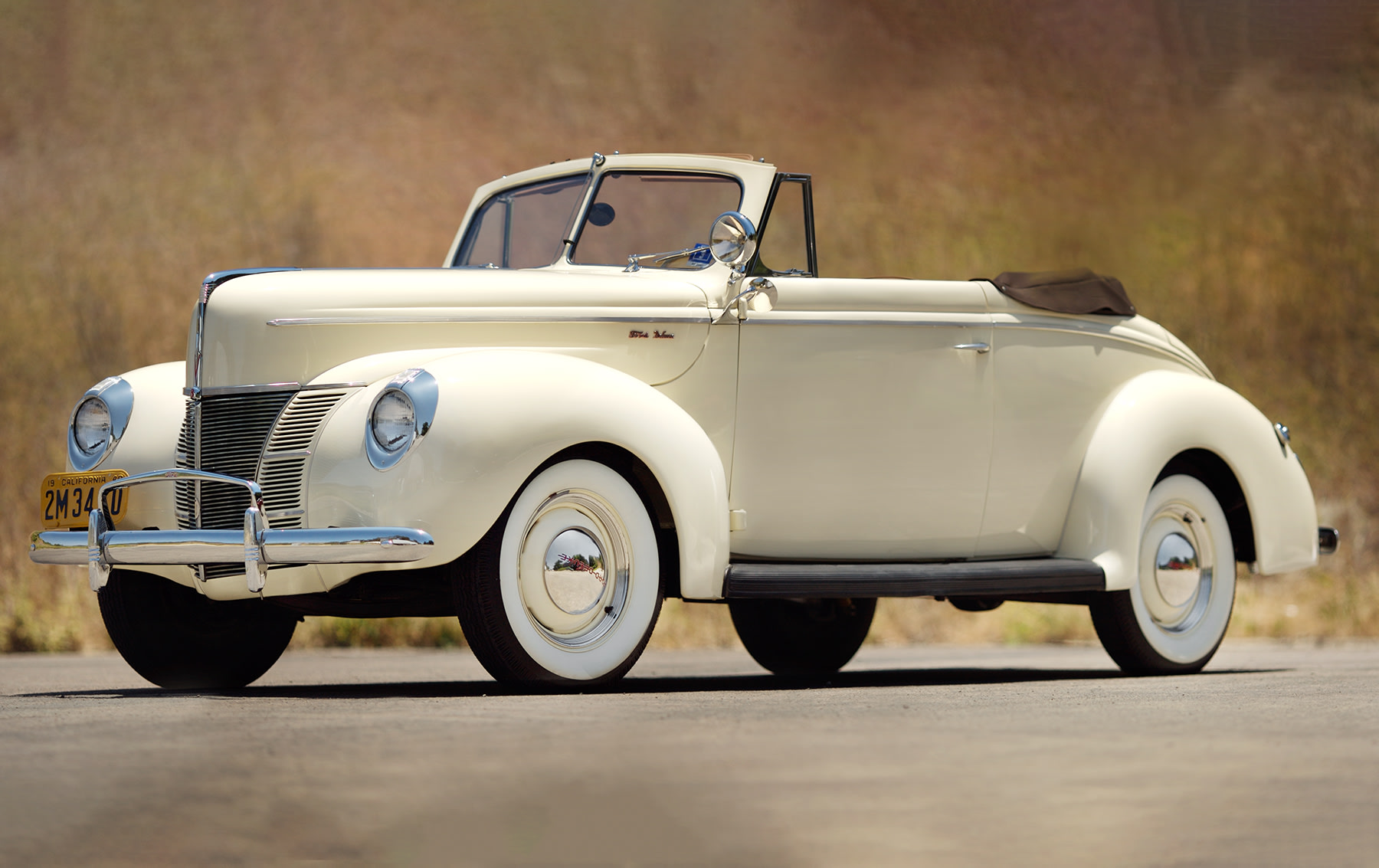 1940 Ford Deluxe Convertible Coupe