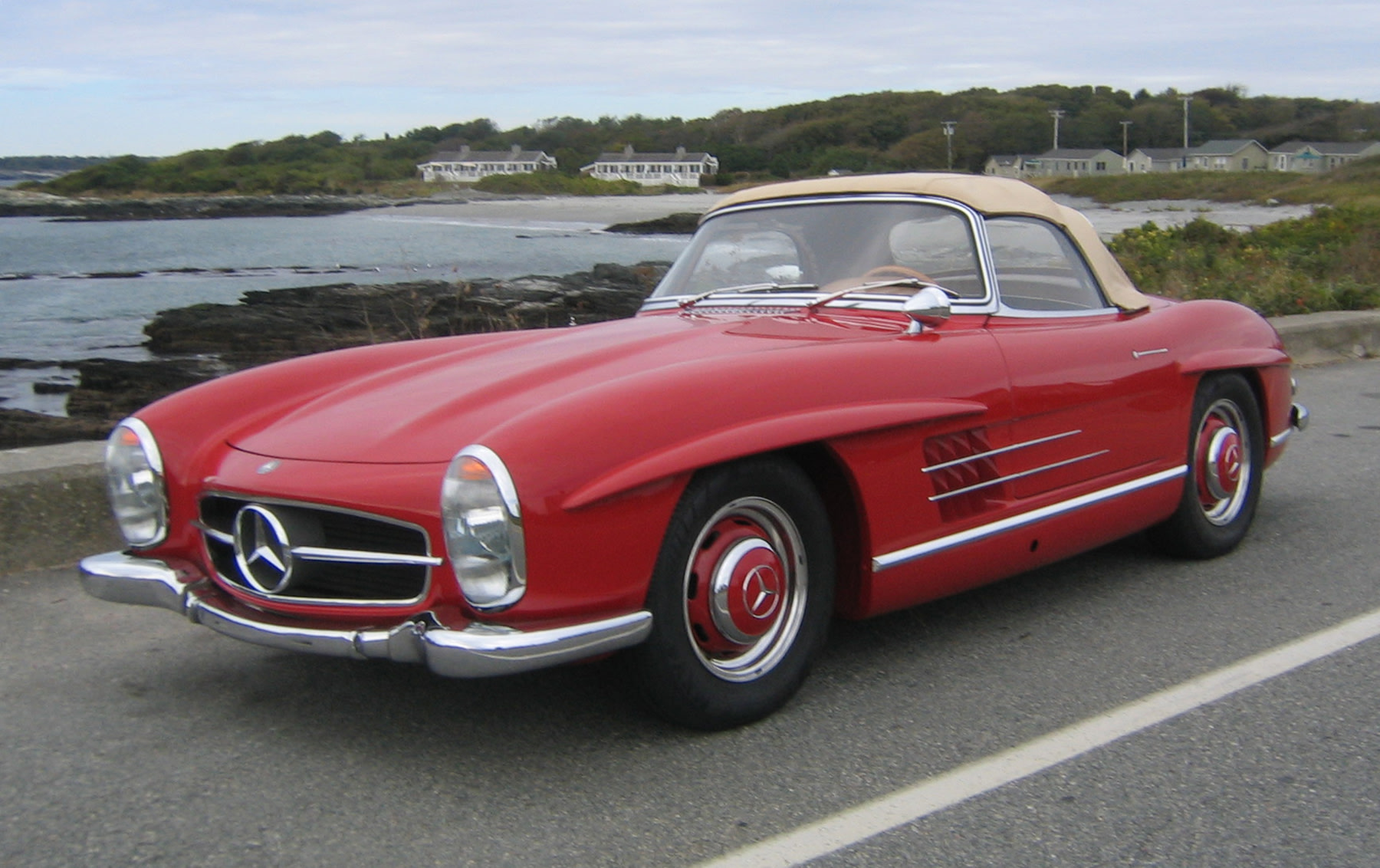 1963 Mercedes-Benz 300 SL Alloy-Block Disc-Brake Roadster