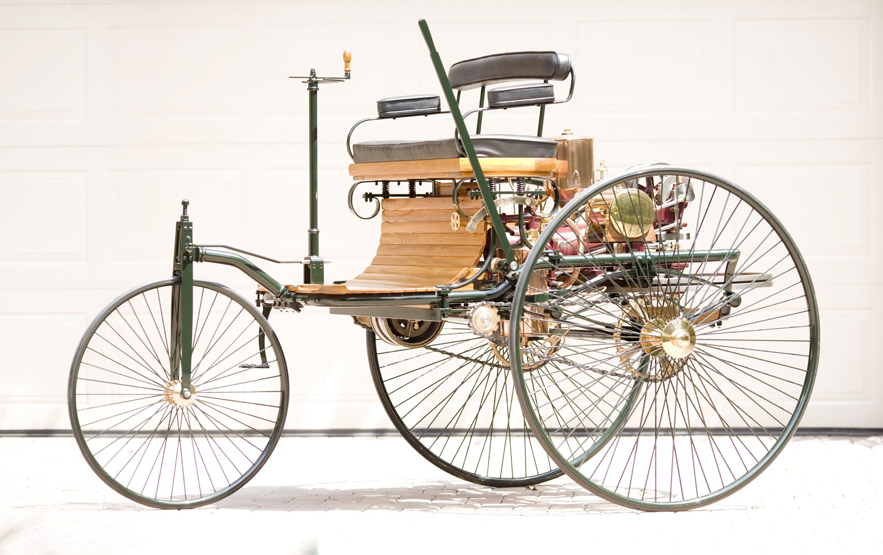 1886 Benz Patent-Motorwagen Replica-3
